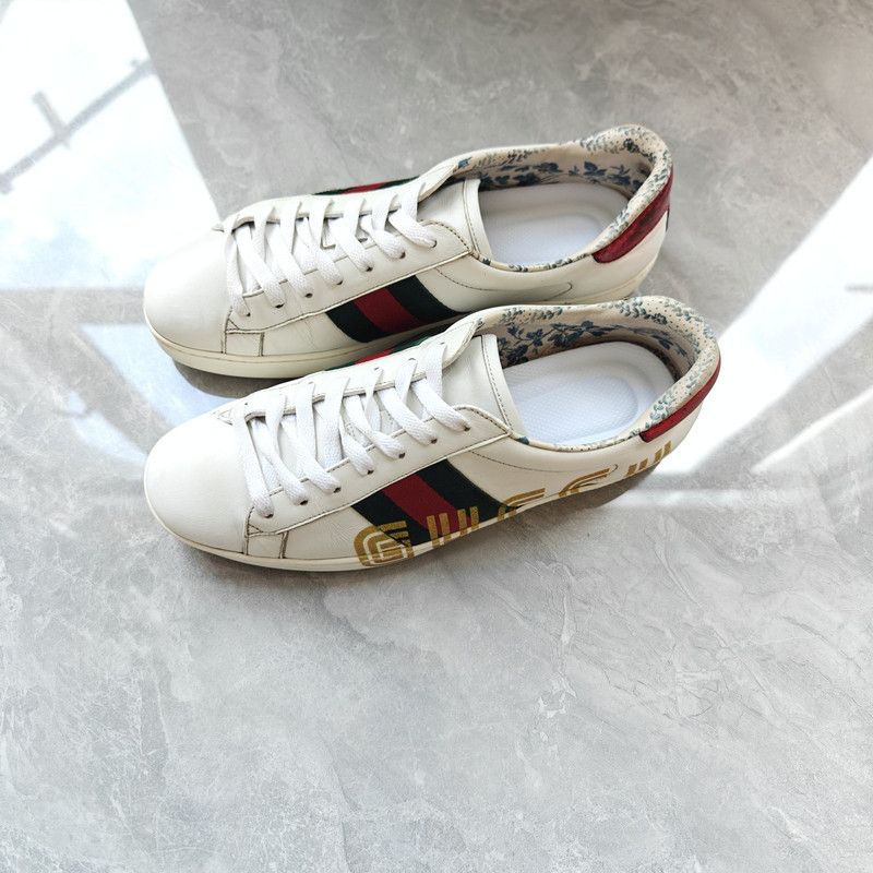 Gucci Gucci Ace Floral Print Sneakers for Men 0079 Size US 9 / EU 42 - 1 Thumbnail