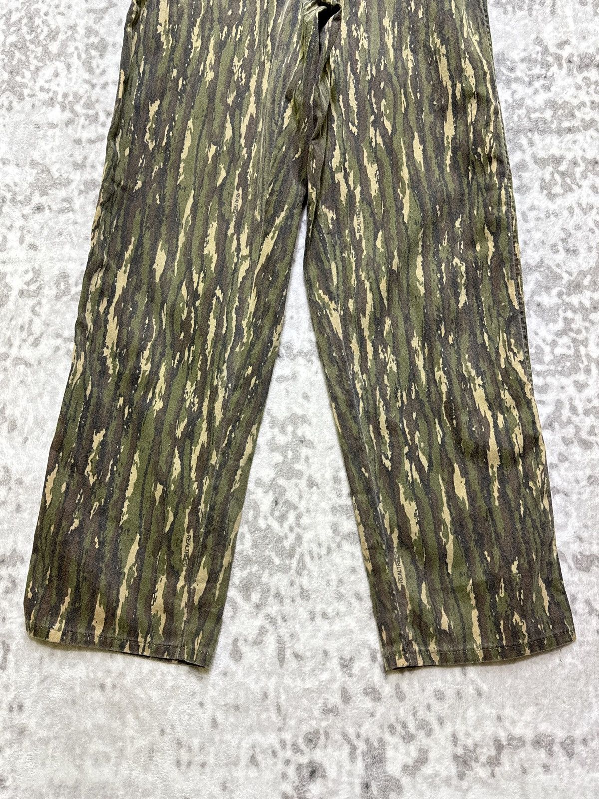 Realtree Vintage Spartan Realtree Camouflage Baggy Talon Zip Trouser Size US 29 - 8 Thumbnail