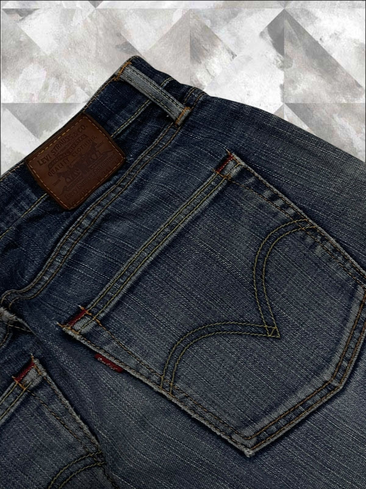 Levi's Vintage Clothing Vintage 1990s Designer Levis 705 Distressed Baggy Denim Size US 33 - 15 Thumbnail