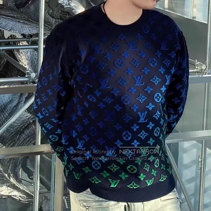 Louis Vuitton Louis Vuitton Logo Gradient Pullover Hoodie Size US L / EU 52-54 / 3 - 7 Thumbnail