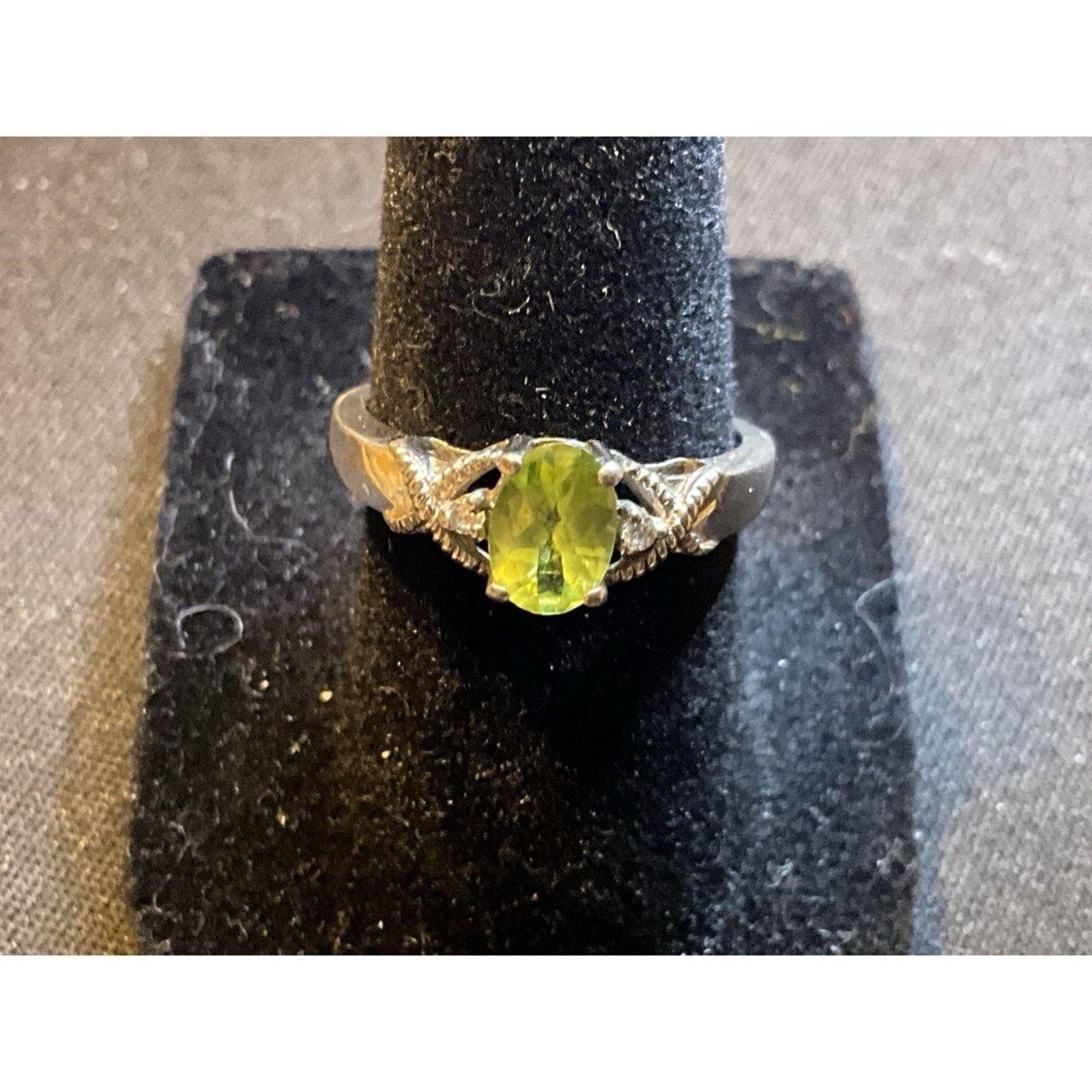 Other 925 Sterling Silver Vintage Peridot And Diamond Size 7 Ring Size ONE SIZE - 2 Thumbnail