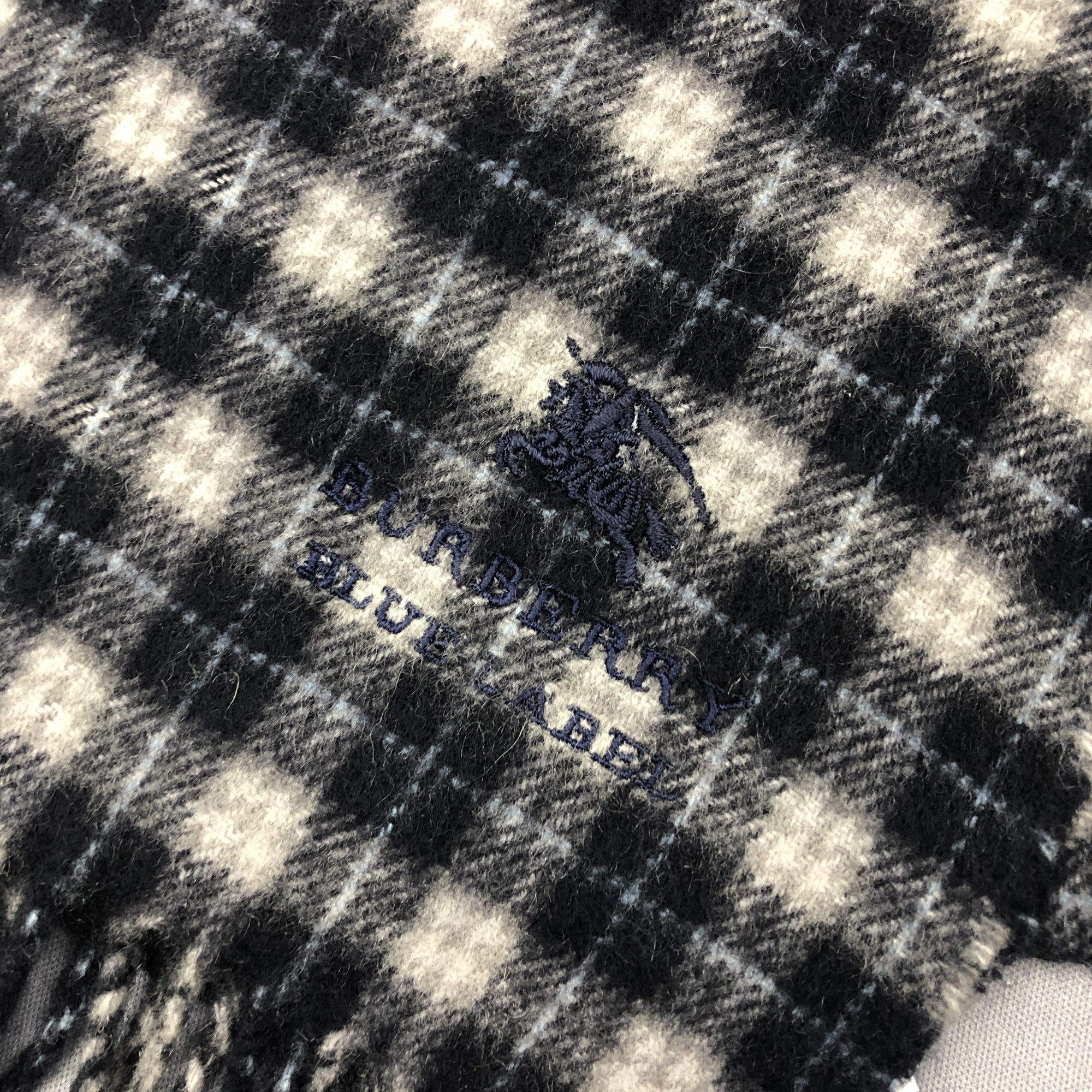 Burberry Vintage Burberry Scarf Muffler Wool Winter Check Scarves Size ONE SIZE - 4 Thumbnail