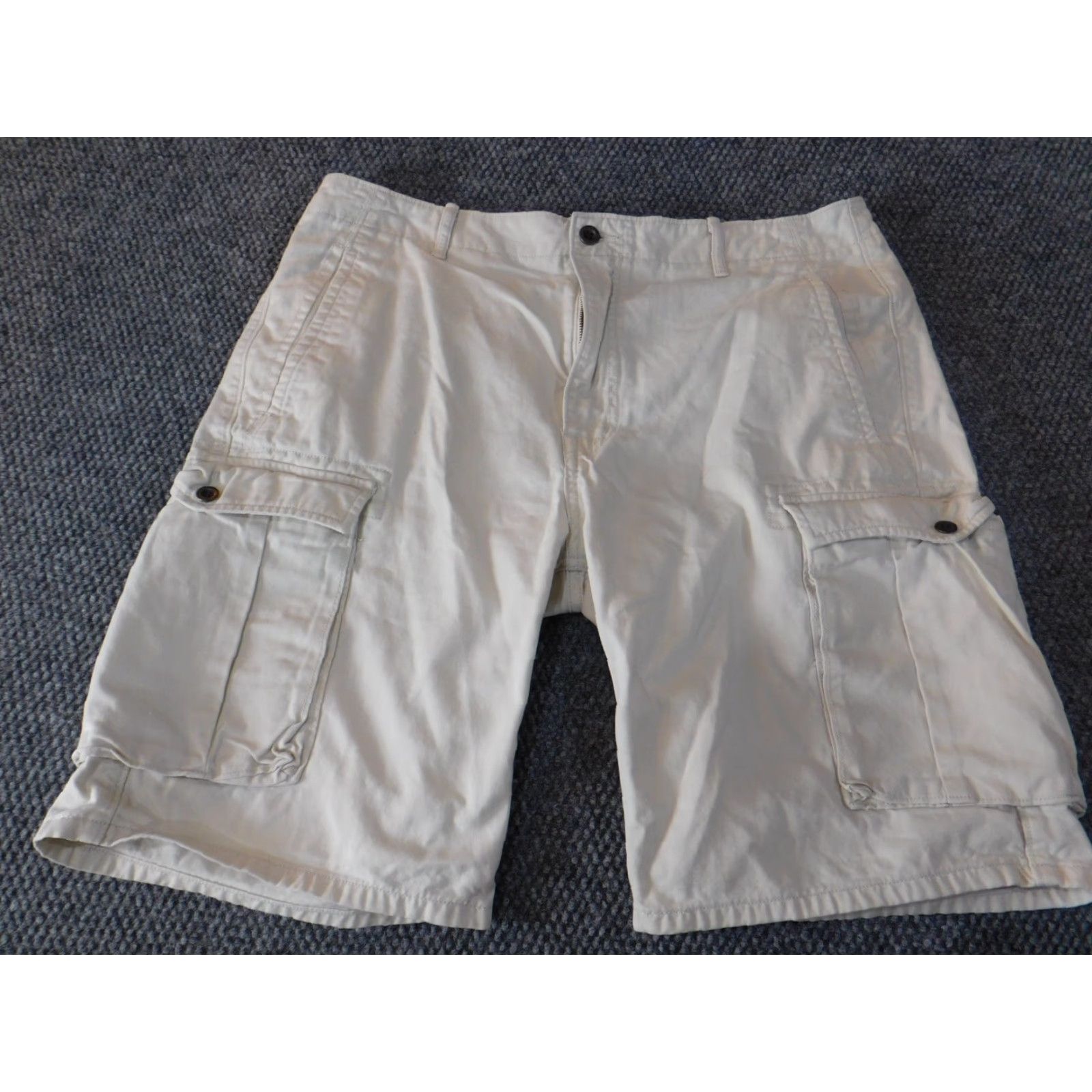 Levi's Levi's Cargo Shorts 36 Beige Classic Retro 90s Outdoor Men Regular Size 36 Size US 36 / EU 52 - 2 Thumbnail