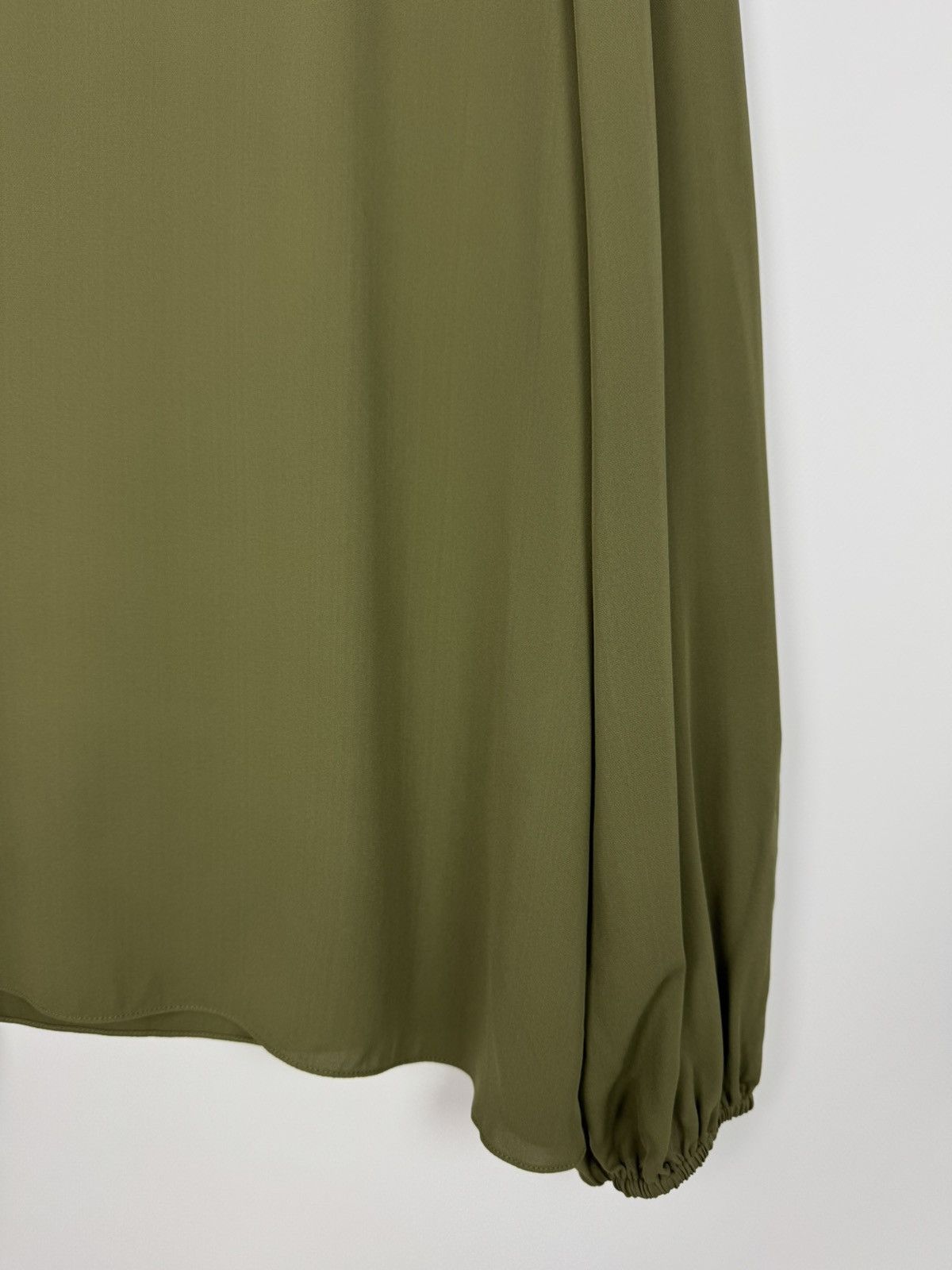Theory NWT Theory Mock Neck Silk Blouse Top Long Sleeve Size L / US 10 / IT 46 - 9 Thumbnail