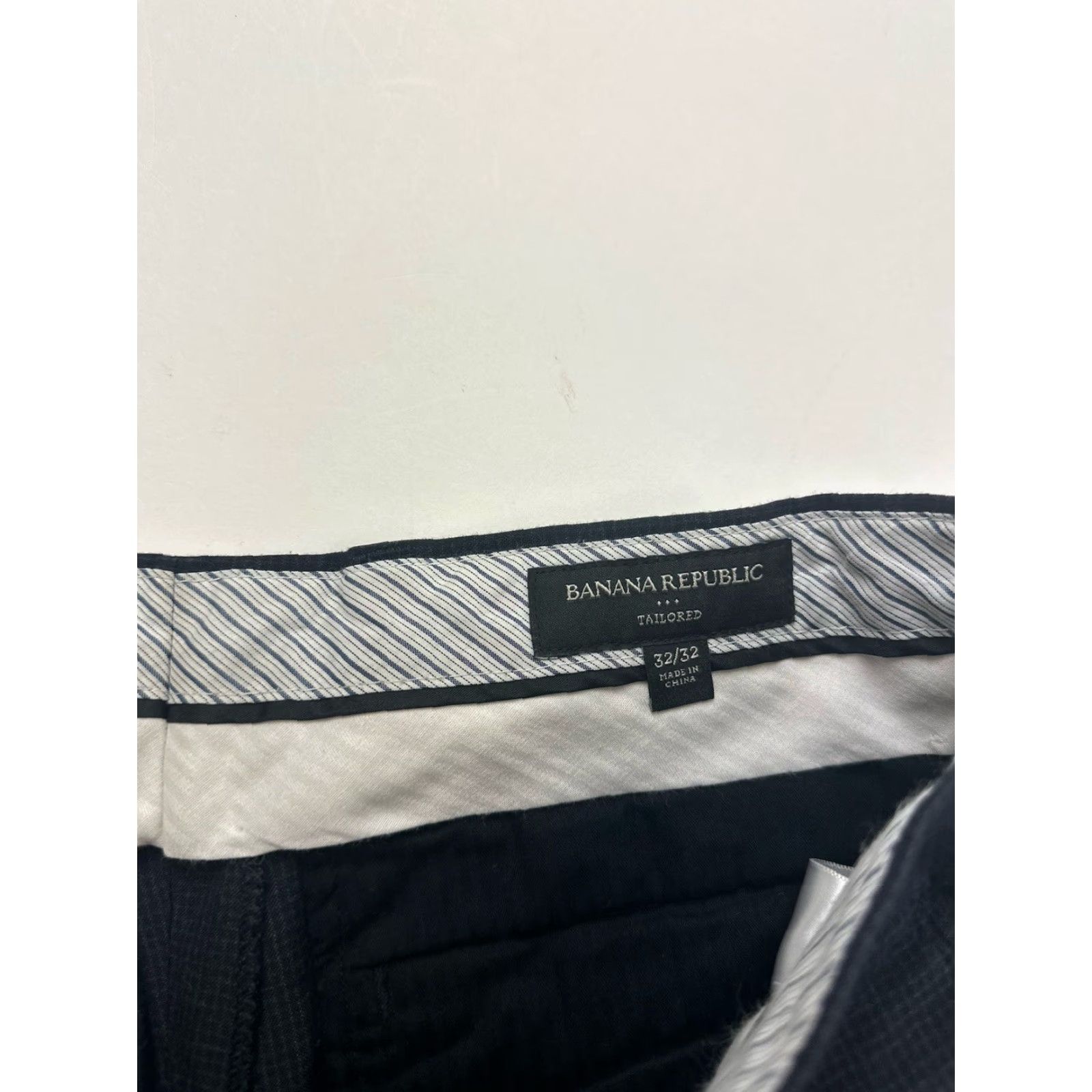 Banana Republic Banana Republic Pants Mens Regular 32x32 Black Pin Check Plaid Chino Flat Front Straight Leg 32 Inseam Mens Size US 32 / EU 48 - 4 Thumbnail