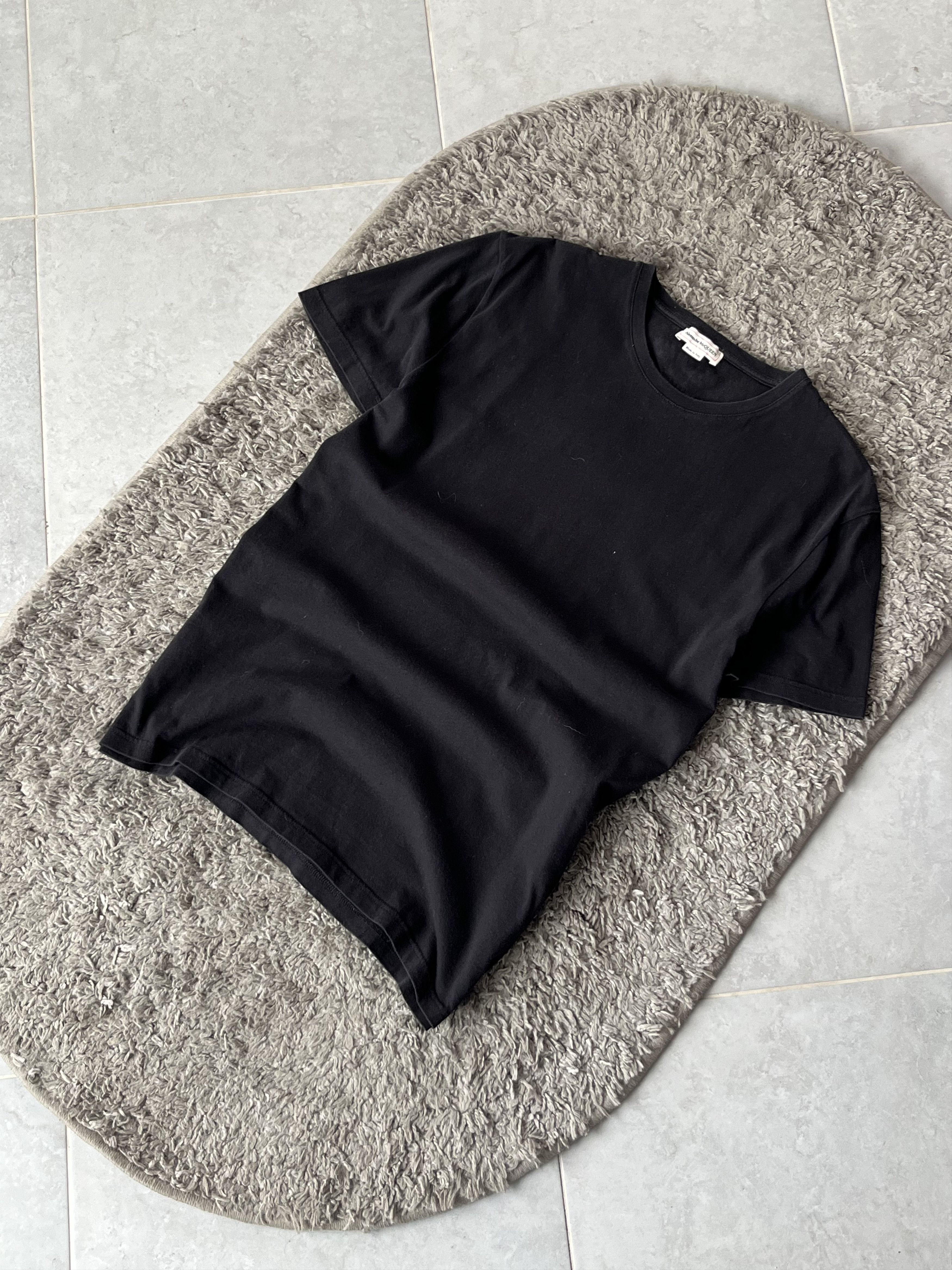 Alexander McQueen Luxury Tee Alexander McQueen Streetwear Made in Italy Size US L / EU 52-54 / 3 - 2 Thumbnail