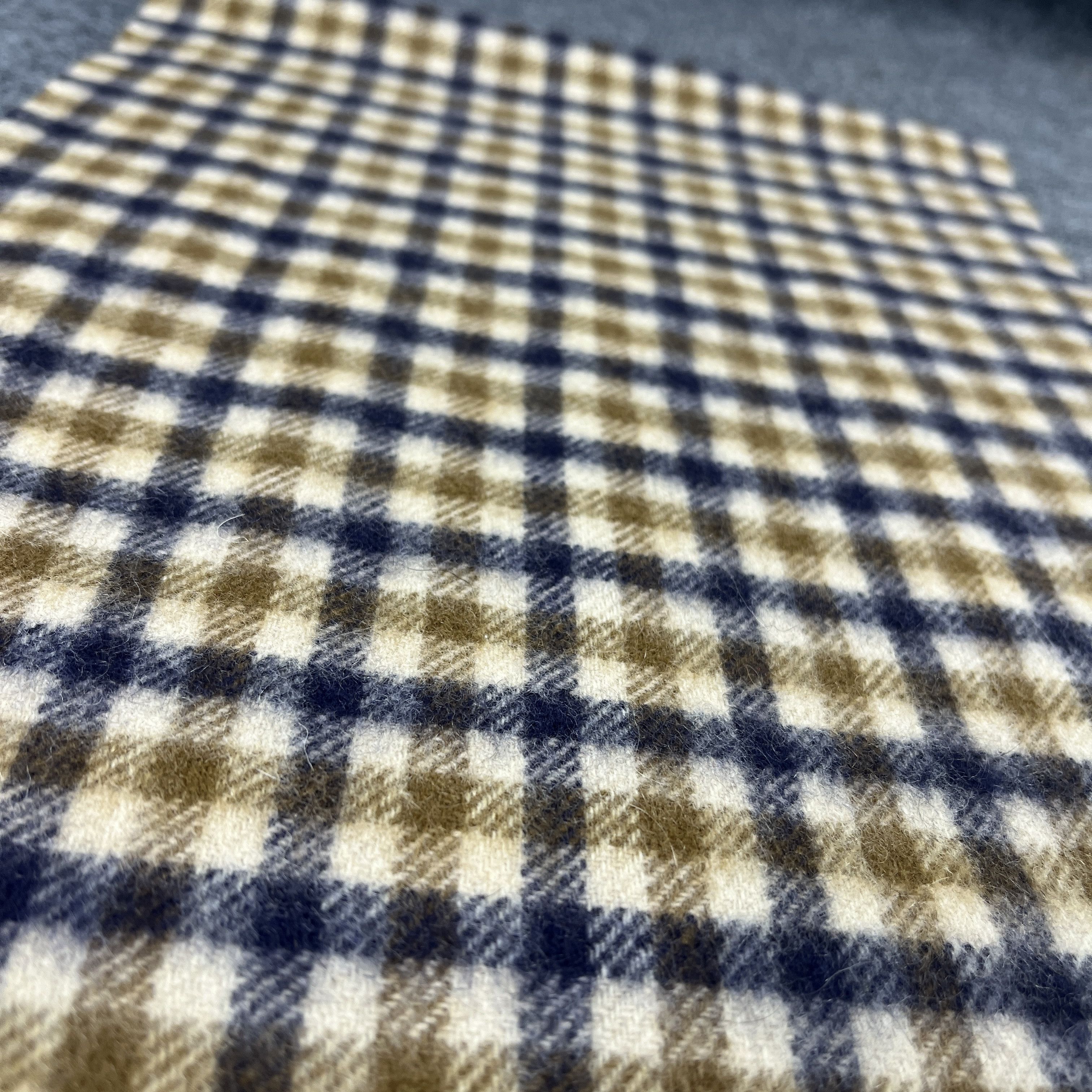 Aquascutum Aquasqutum Scarf / Muffler / Neckwear T1257 Size ONE SIZE - 8 Thumbnail