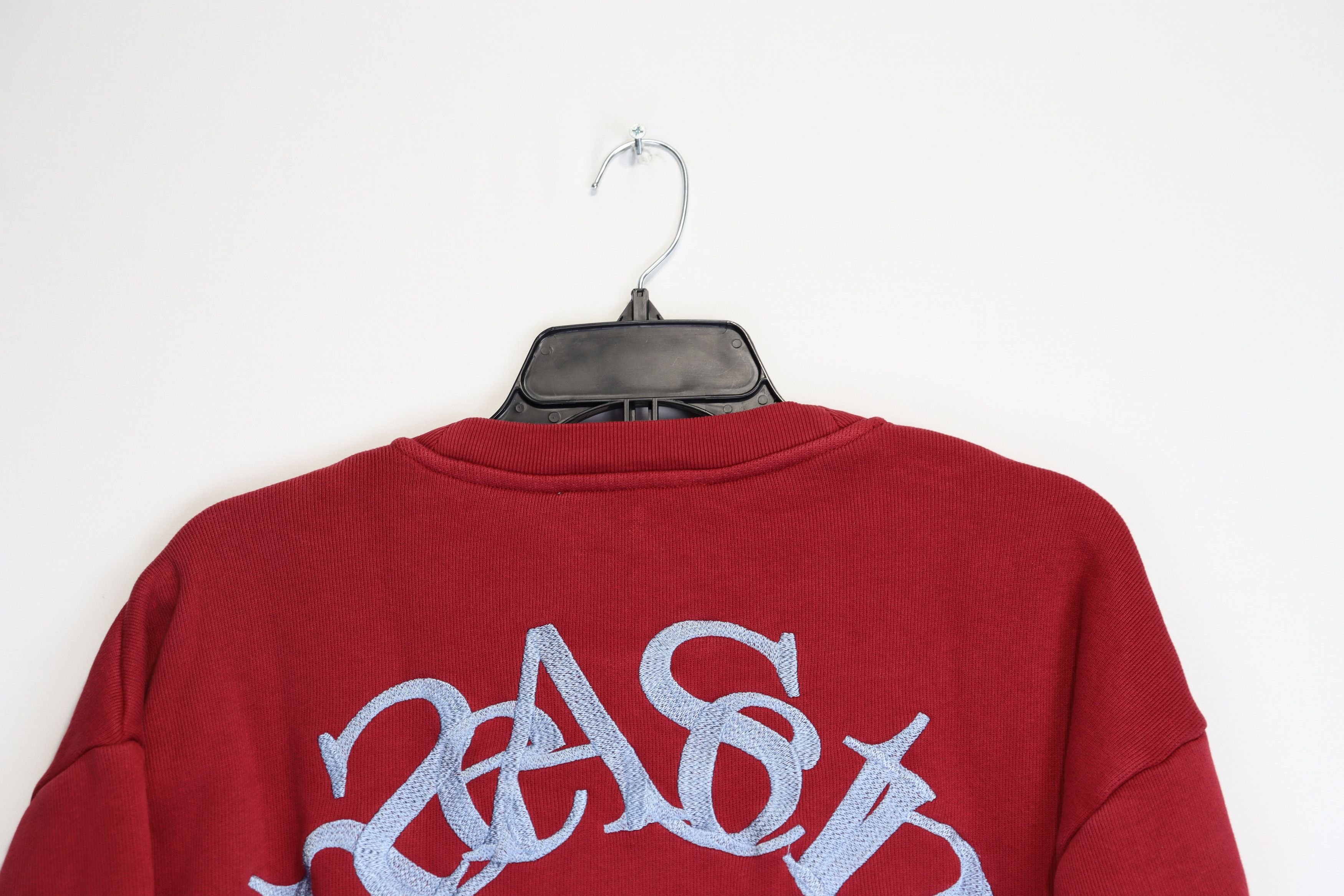 Acne Studios o1rshd1 Finn Back Logo Crewneck Sweater in Burgundy Size US M / EU 48-50 / 2 - 9 Thumbnail