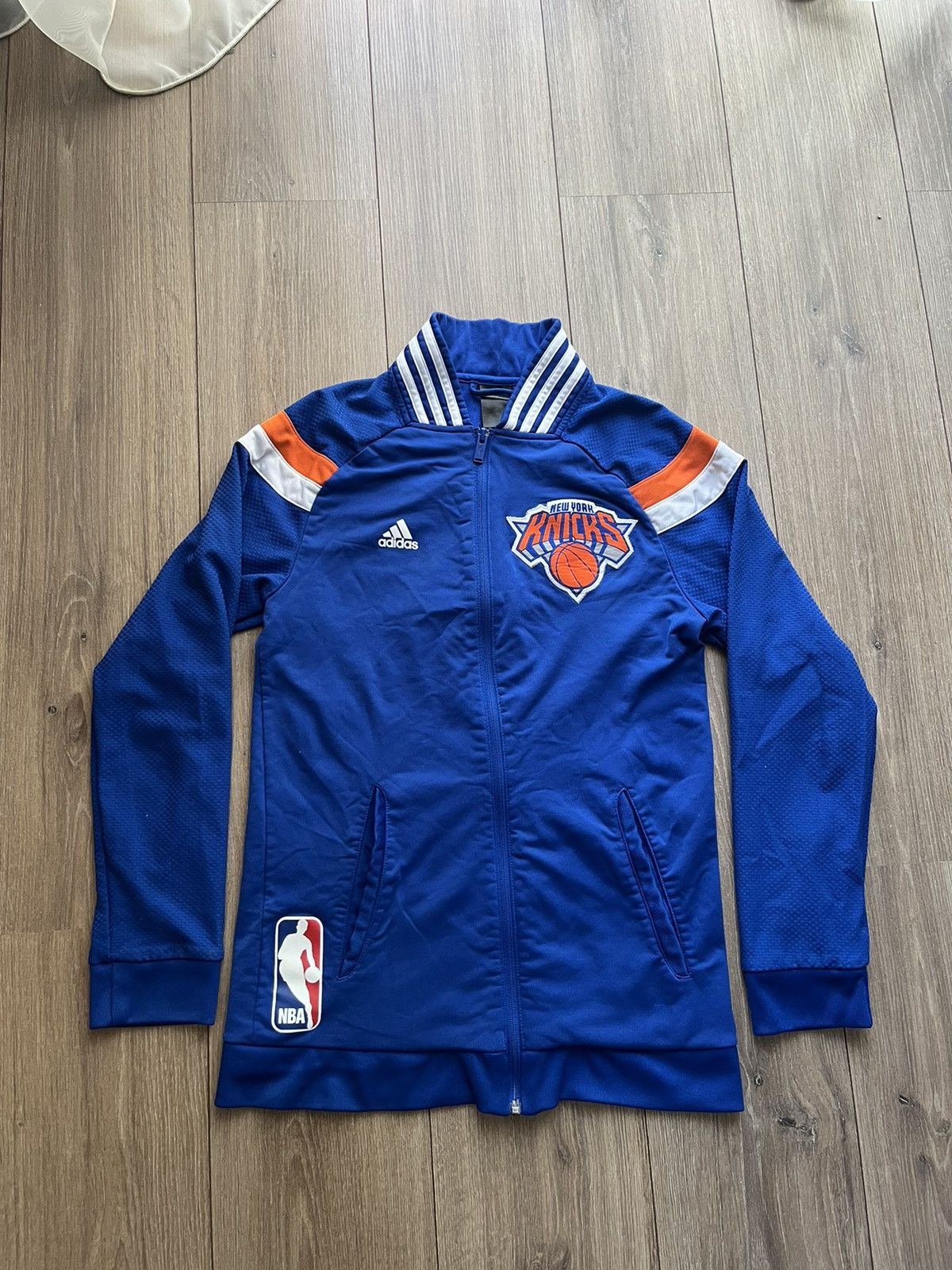 NBA Classic adidas New York Knicks 🇺🇸 zip up holdie Size US S / EU 44-46 / 1 - 2 Thumbnail