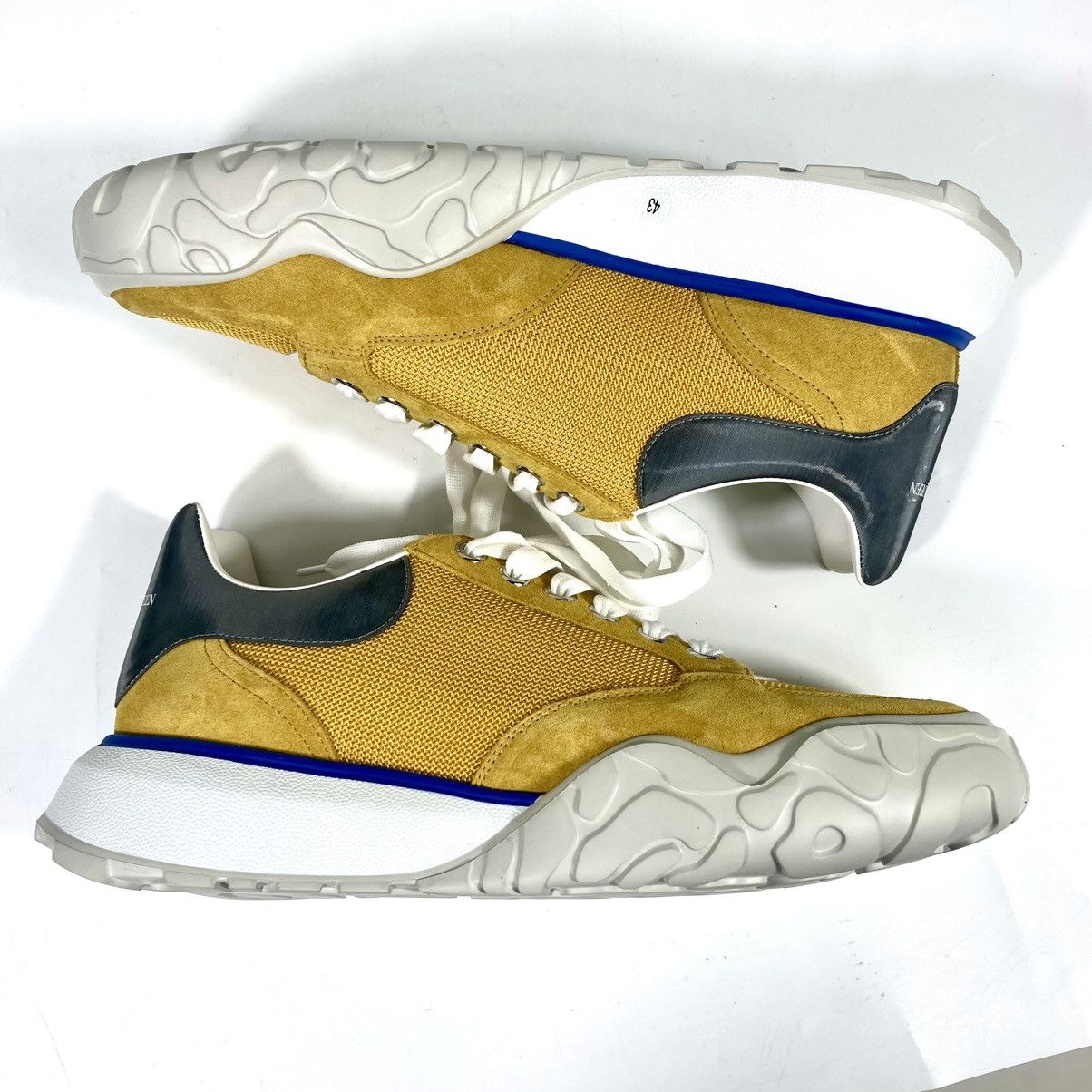 Alexander McQueen Alexander McQueen Mens Court Trainer Sneakers Yellow 43 EU Size US 10 / EU 43 - 16 Thumbnail
