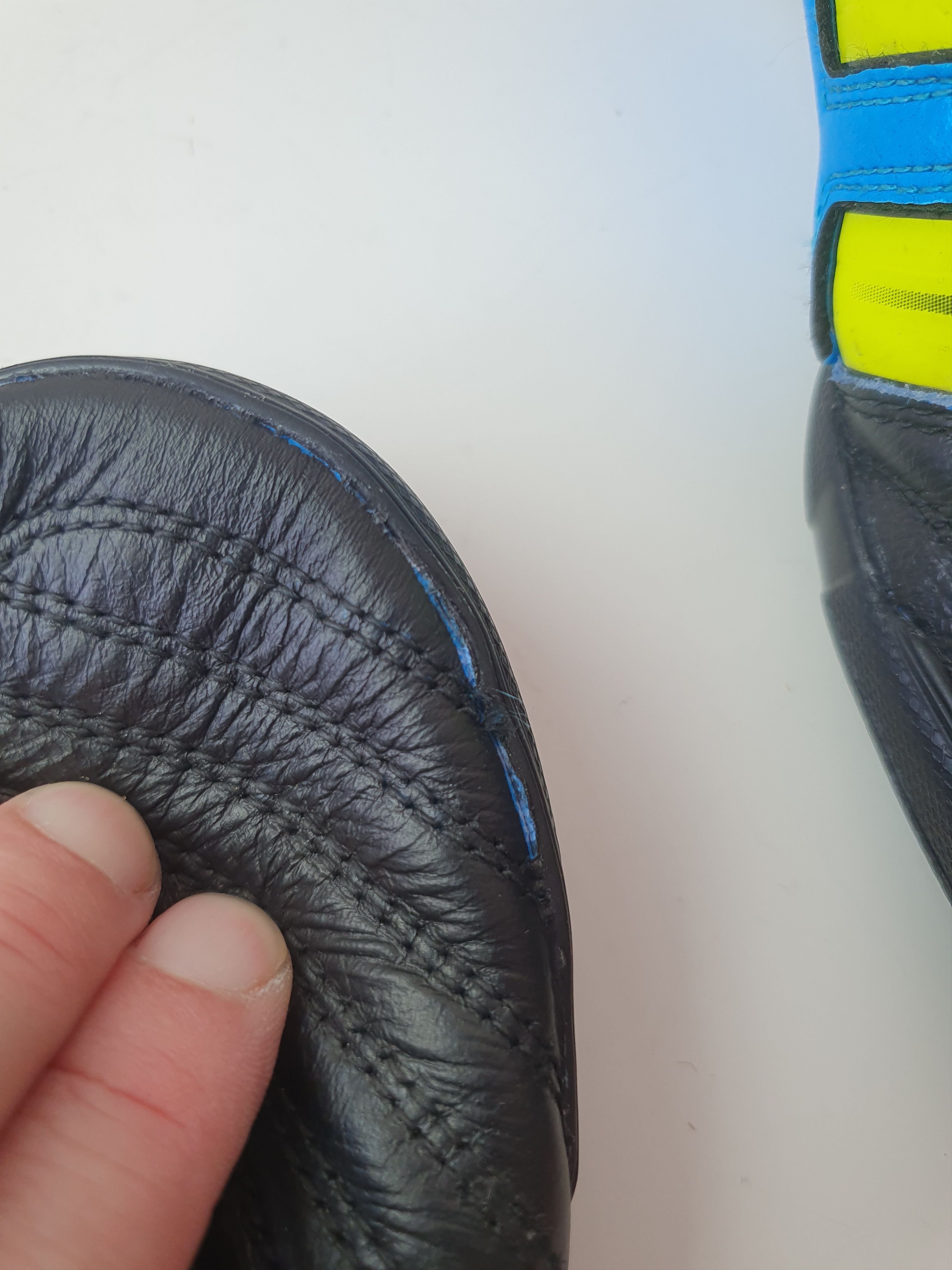 Adidas Rare Adidas Predator Pele sneakers for indoor Size UK 8 Size US 8.5 / EU 41-42 - 9 Thumbnail