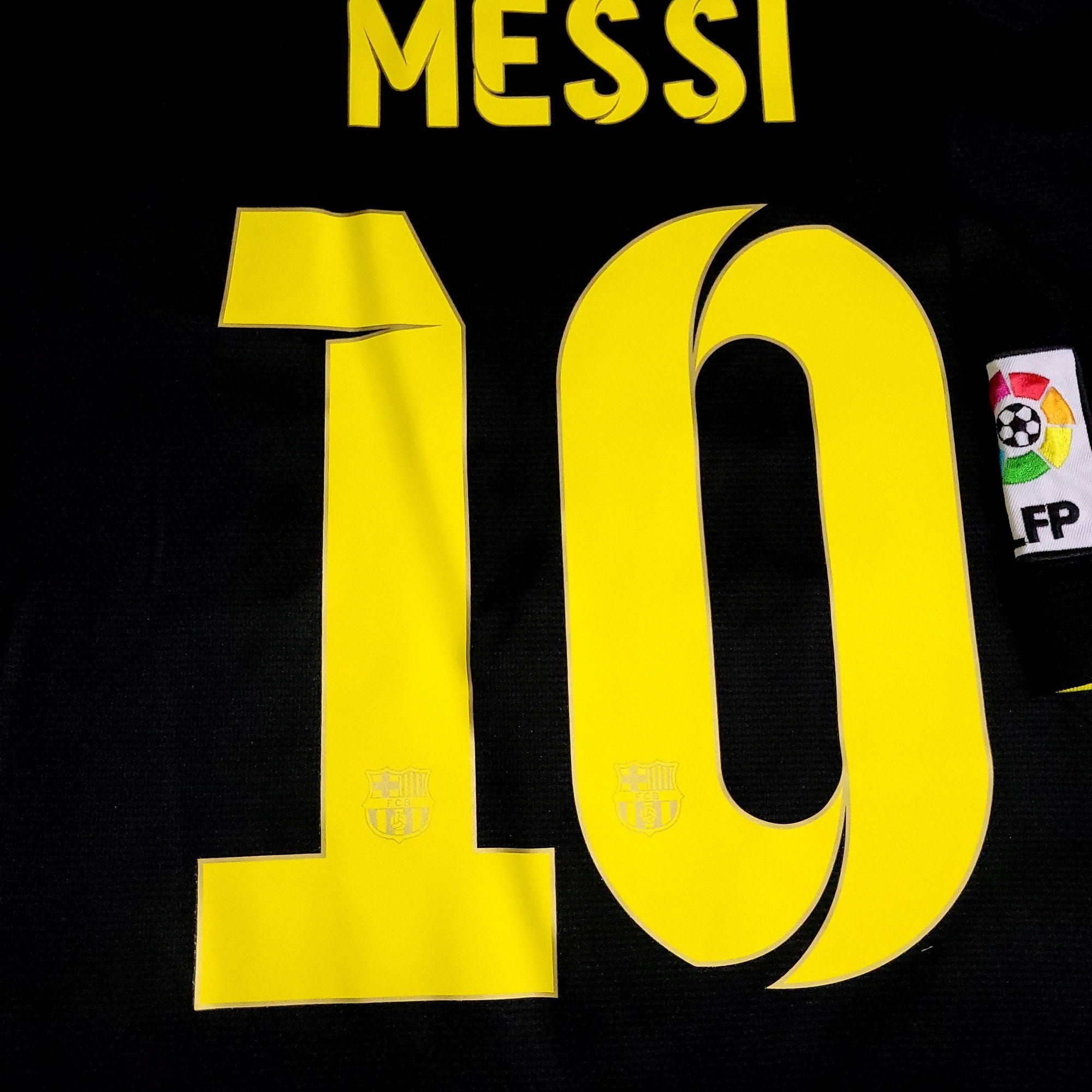Nike Messi Barcelona 2013 2014 Third Soccer Jersey L Size US L / EU 52-54 / 3 - 4 Thumbnail