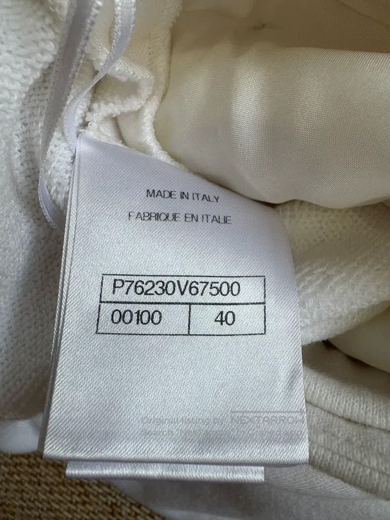 Chanel Chanel Series button white wide-leg trousers Size 26" / US 2 / IT 38 - 5 Thumbnail