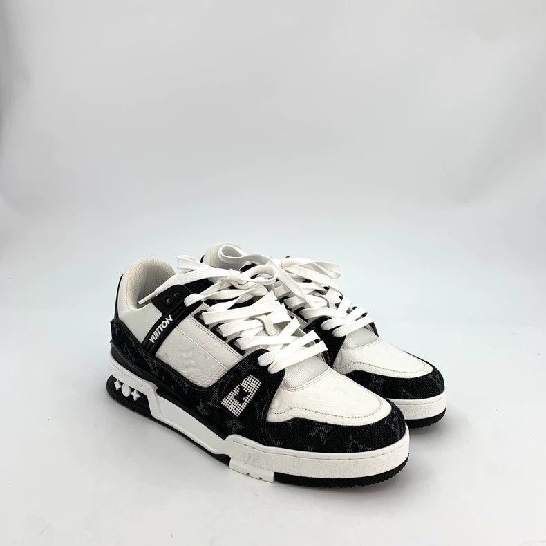 Louis Vuitton Louis Vuitton Black and white color-block logo embossed la Size US 7 / EU 40 - 2 Thumbnail
