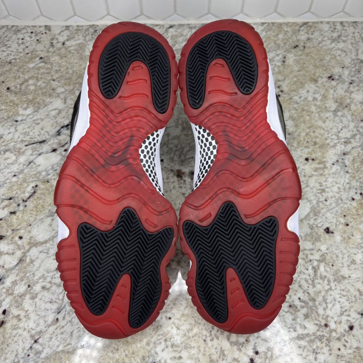 Jordan Brand Size 13 - Jordan 11 Retro Bred (2019) Clean No box Size US 13 / EU 46 - 20 Thumbnail