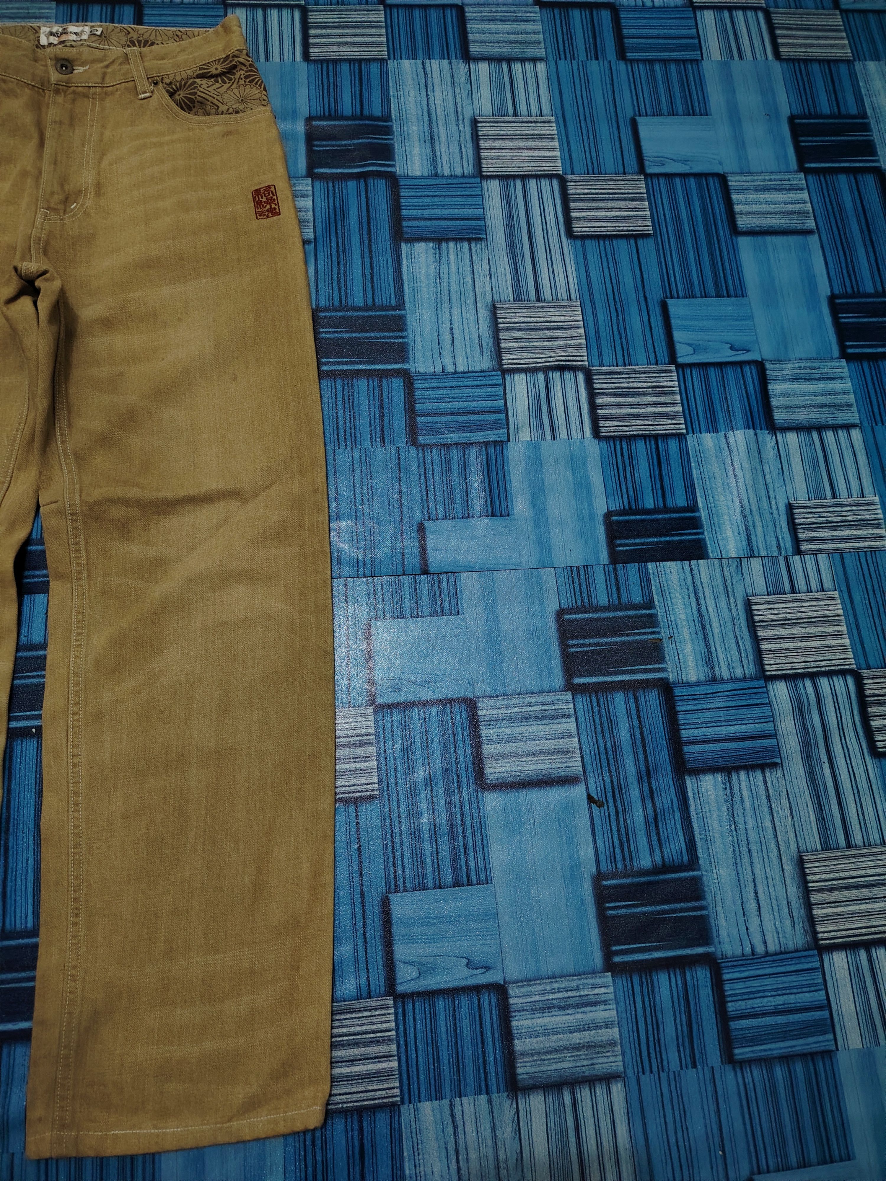 Karakuri Tamashii Rare Karakuri Tamashi Embroidered Flared Jeans back buckle Size US 29 - 4 Thumbnail