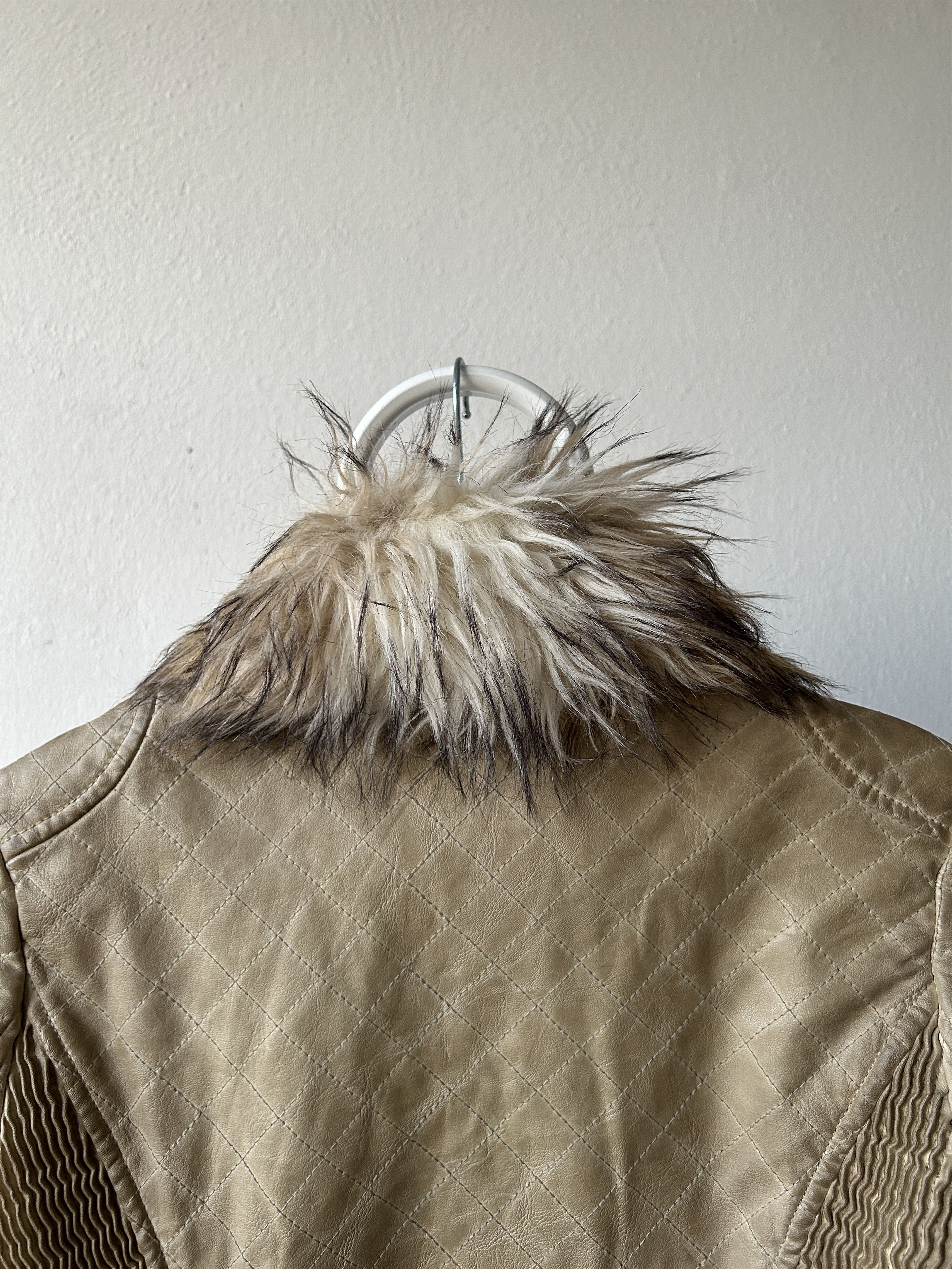 Guess Guess faux leather and faux fur biker jacket Size XS / US 0-2 / IT 36-38 - 11 Thumbnail