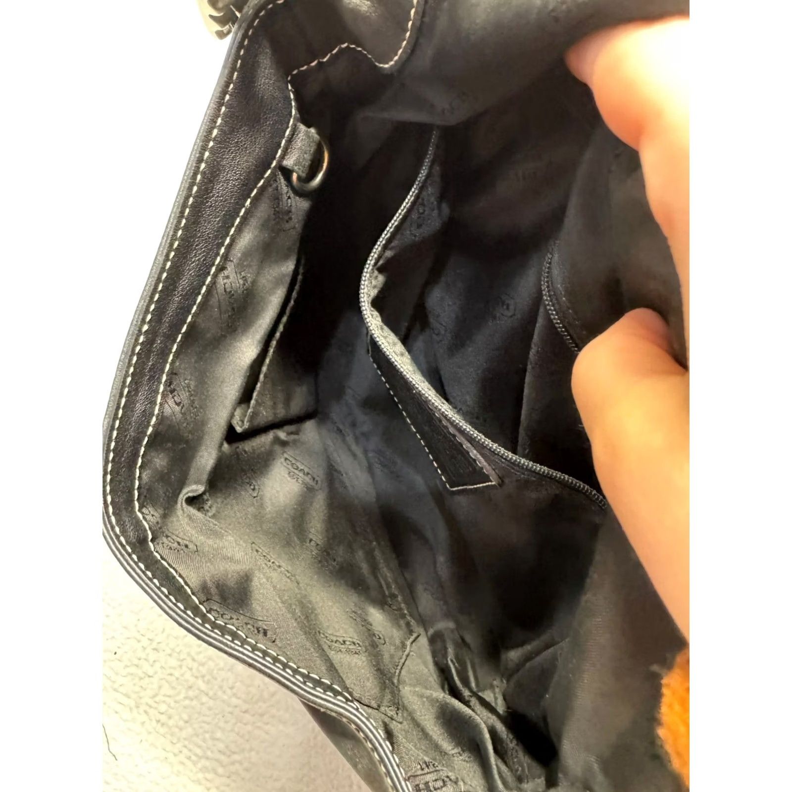 Coach Coach Hampton Crossbody Purse Black Leather 4in 10 1/4in 5606 Women Size ONE SIZE - 7 Thumbnail
