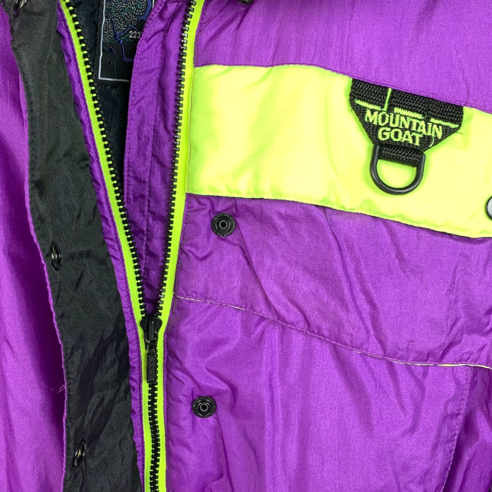 Vintage VINTAGE Mountain Goat Purple Ski Parka Coat Jacket M Medium - 1980s Nylon Windbreaker Ski Jacket Mens Womens Size M / US 6-8 / IT 42-44 - 4 Thumbnail