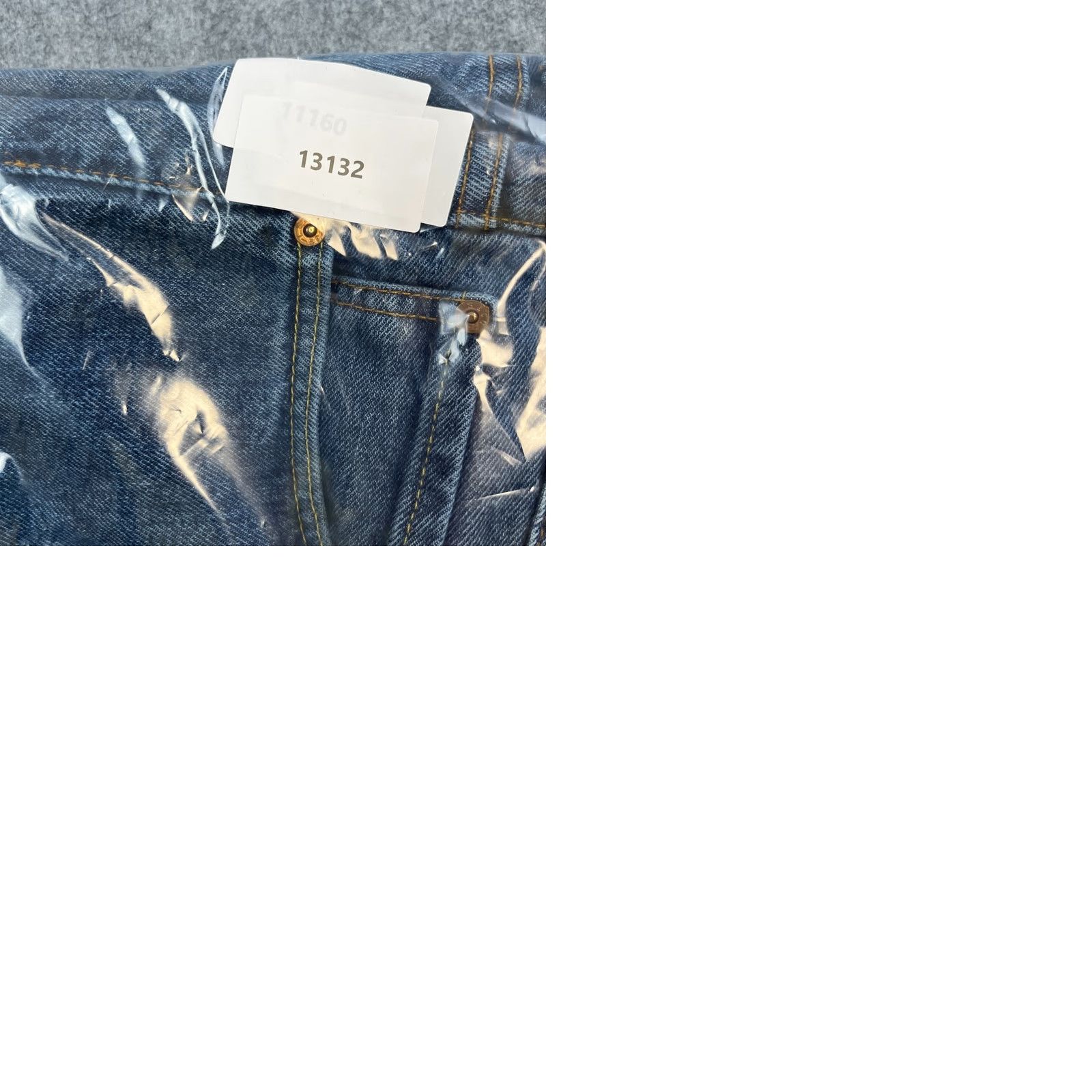 Levi's Levi's Jeans Regular Straight 52 30 Mid Wash Denim Zip Fly 100% Cotton Mens Size US 36 / EU 52 - 9 Thumbnail