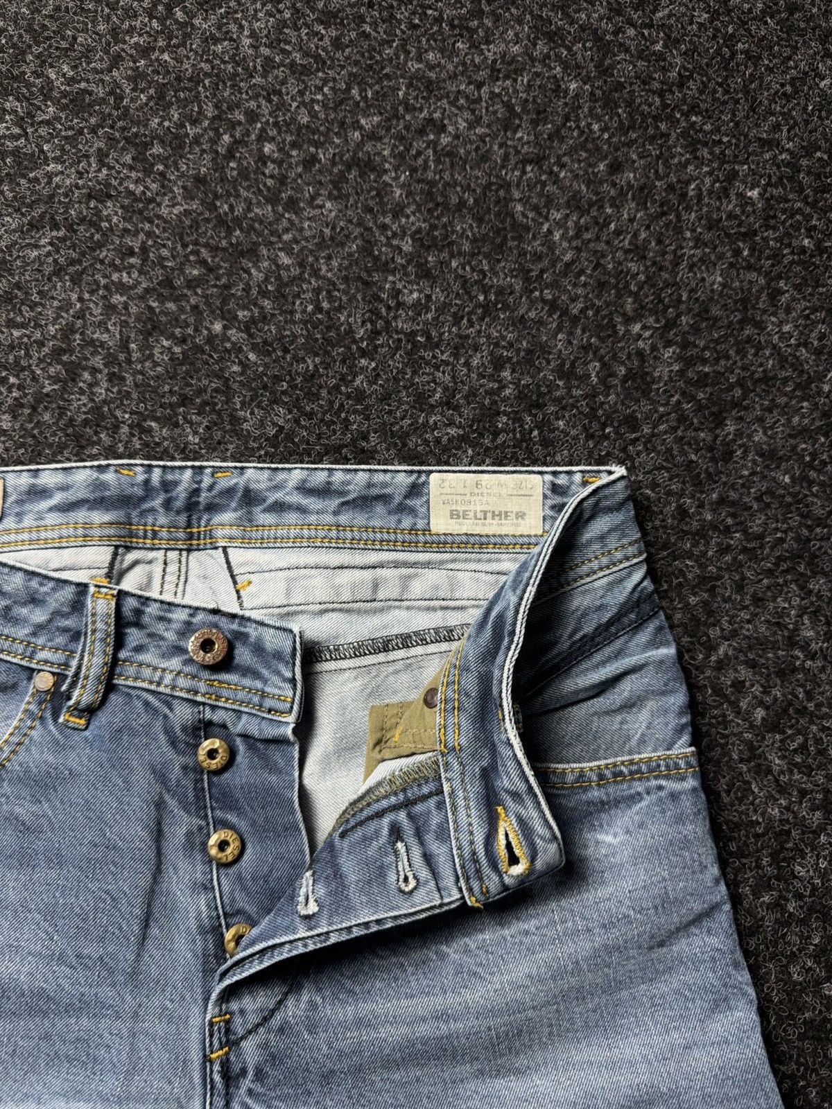 Diesel Luxury 00s Y2K Diesel Belther Straight Punk Rock Denim Jeans Size US 29 - 9 Thumbnail