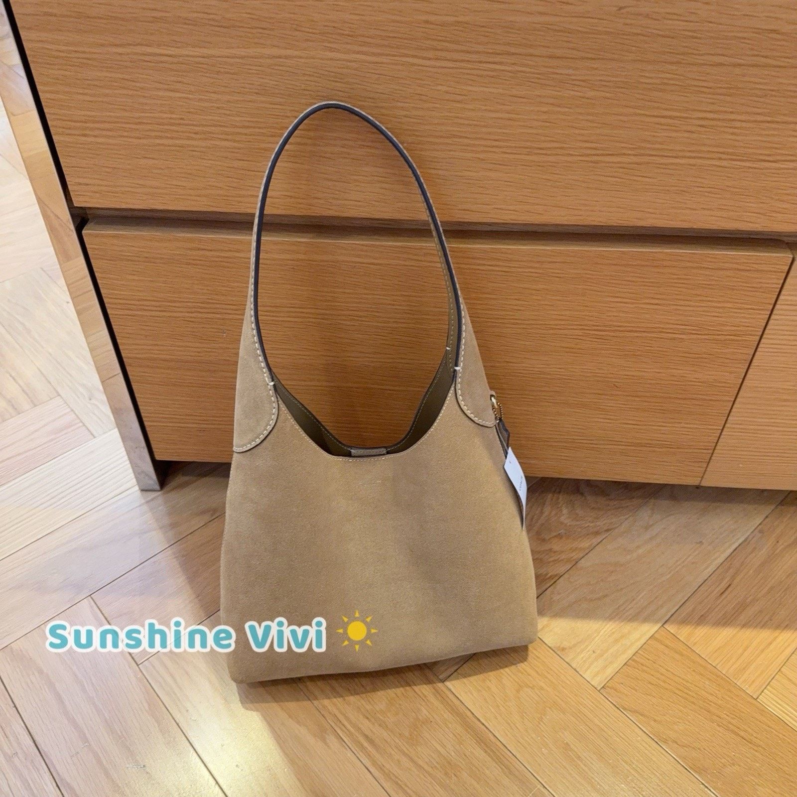 NWT COACH Brooklyn Shoulder Bag 28 Suede CW637 Sand Leather
