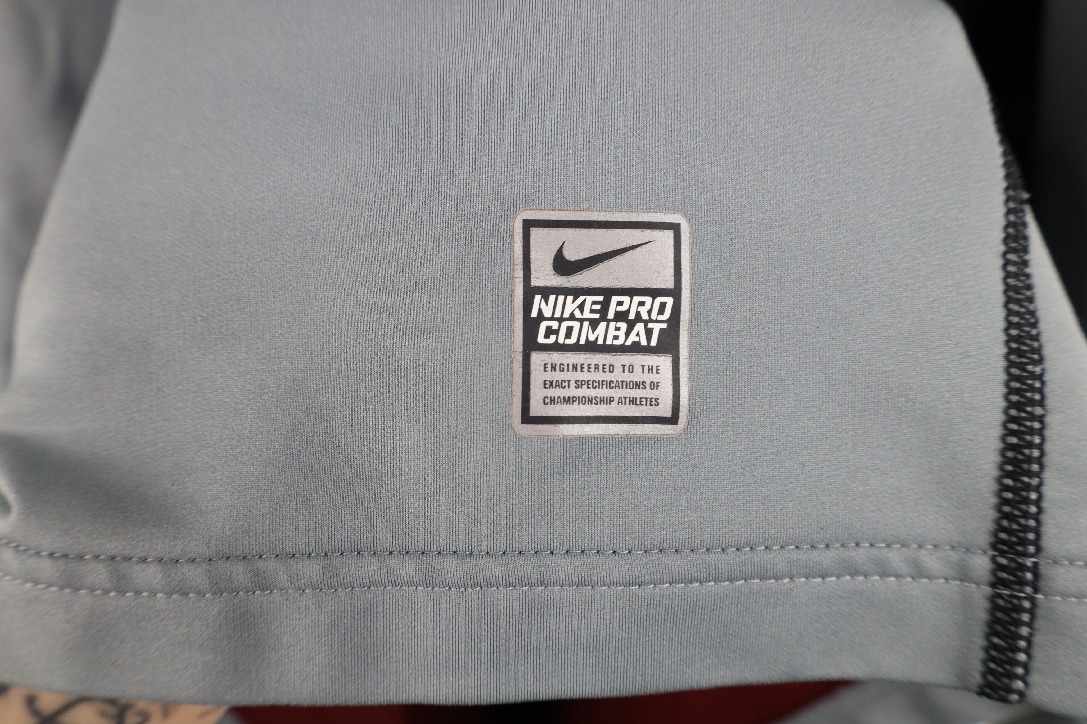 Nike Nike Pro Combat Compression Hyperwarm Half Zip Pullover Top Size US M / EU 48-50 / 2 - 5 Thumbnail