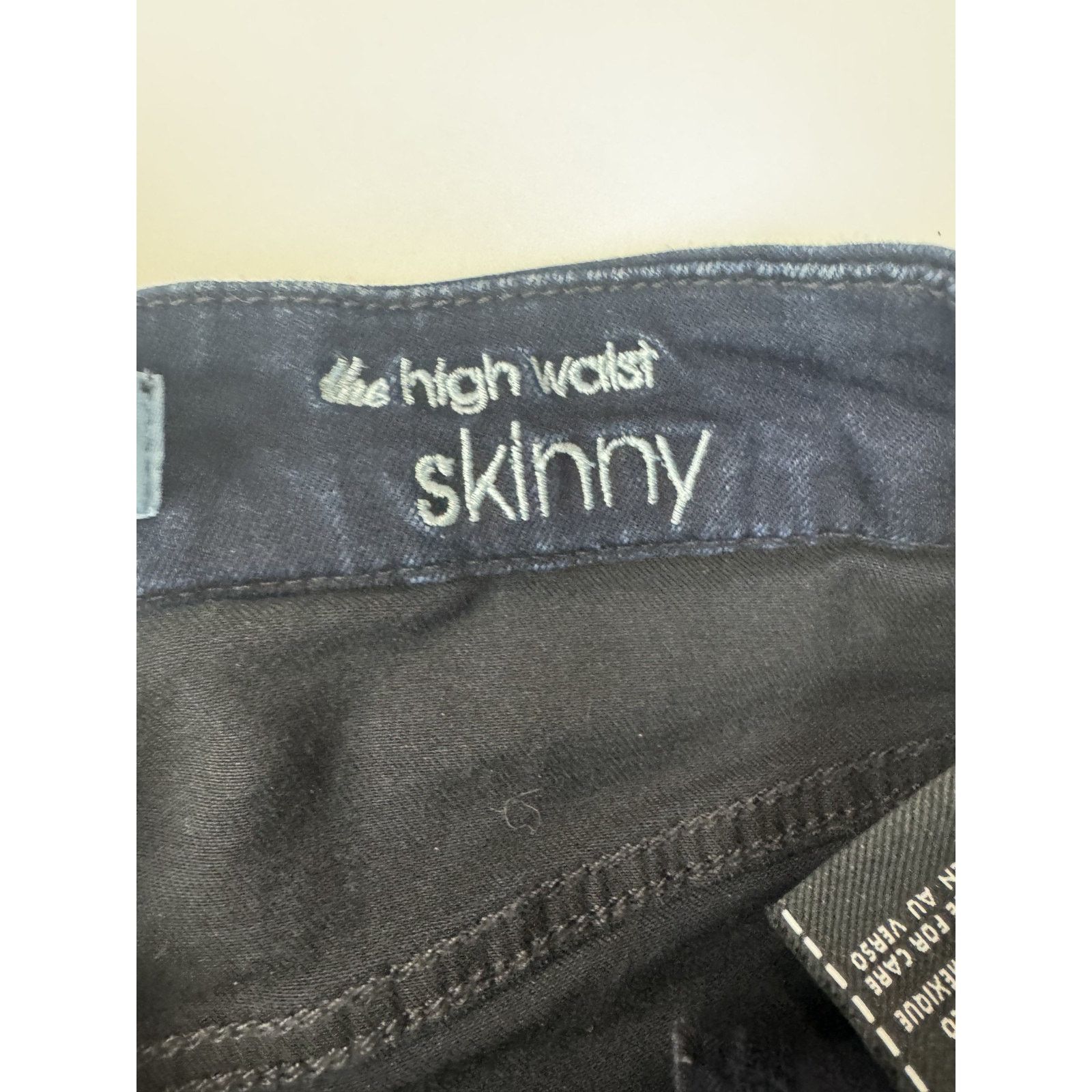 7 For All Mankind 7 for all Mankind the high waist skinny jeans B(air) 28 Size 28" / US 6 / IT 42 - 8 Thumbnail