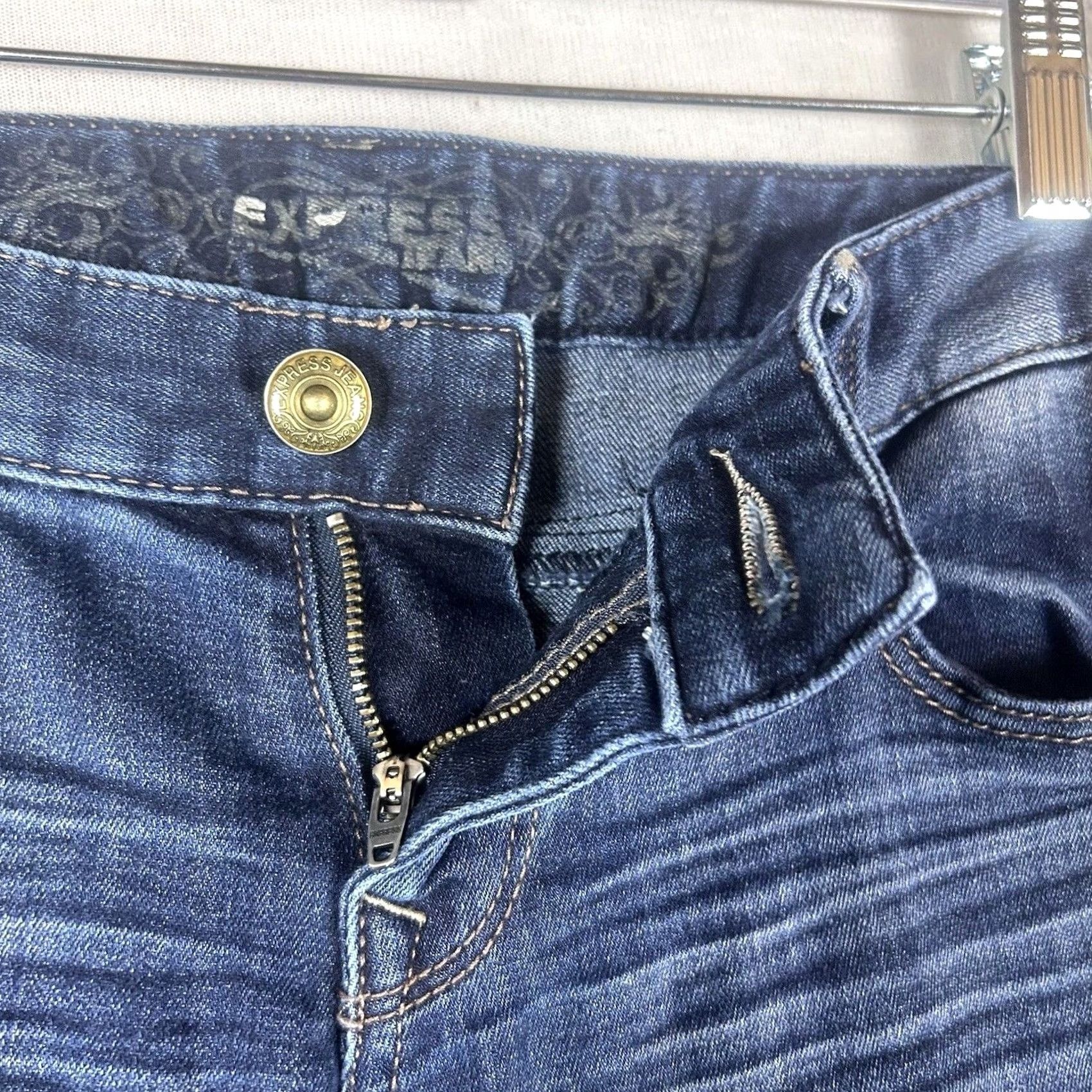 Express Express Womens Skinny Jeans 2R Low Rise Dark Wash Denim Jeggings Long Size 26" / US 2 / IT 38 - 2 Thumbnail