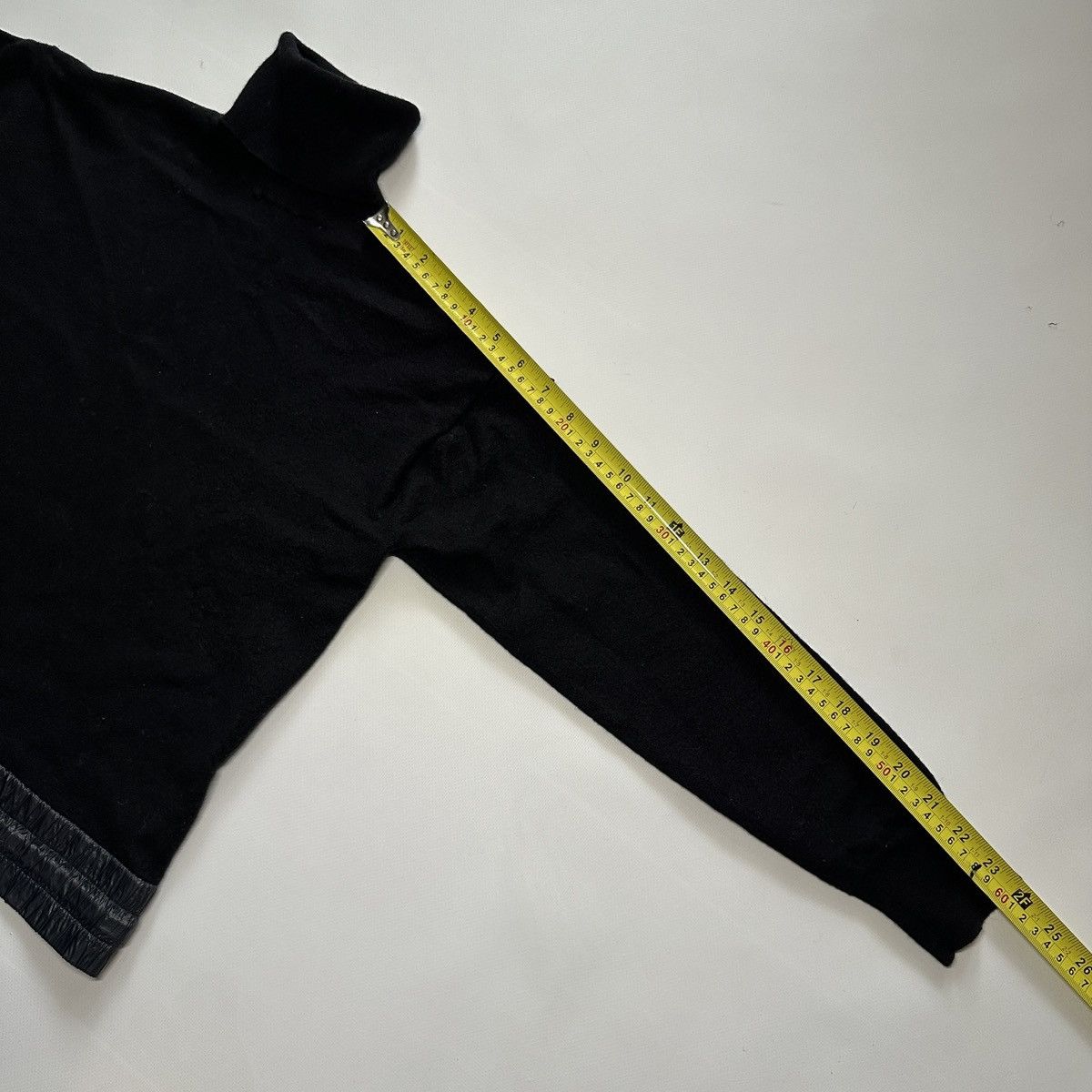 Moncler Moncler Turtleneck Sweater Drawstring Patch Size S Size S / US 4 / IT 40 - 20 Thumbnail