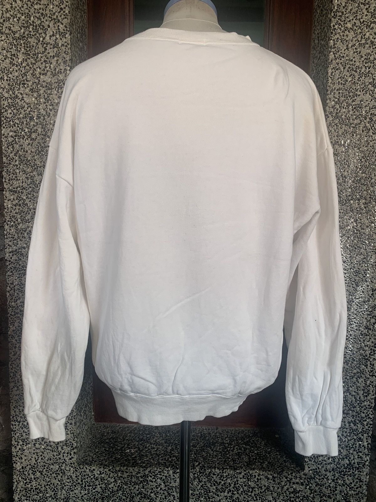 Disney × Mickey Mouse × Vintage Vintage 90s Mickey Mouse Walt Disney Embroidered Sweatshirt Size US M / EU 48-50 / 2 - 8 Thumbnail