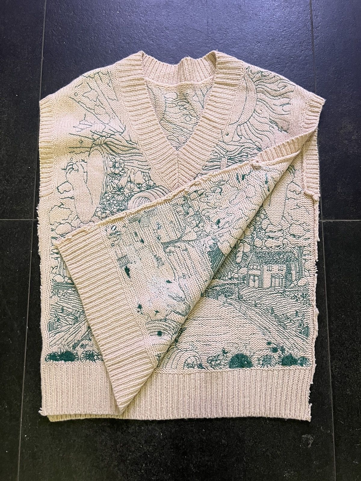 image of Who Decides War 1/1 Sample Duality Gilet in Cream, Men's (Size Large)