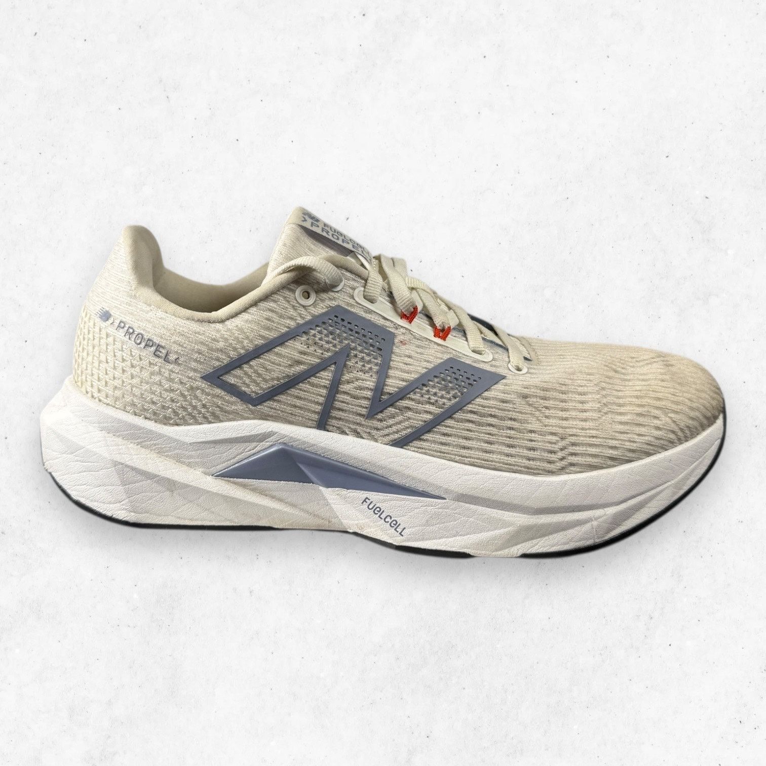 New Balance New Balance FuelCell Propel V5 B Med White/Grey Women's 10 Size US 10 / IT 40 - 1 Thumbnail