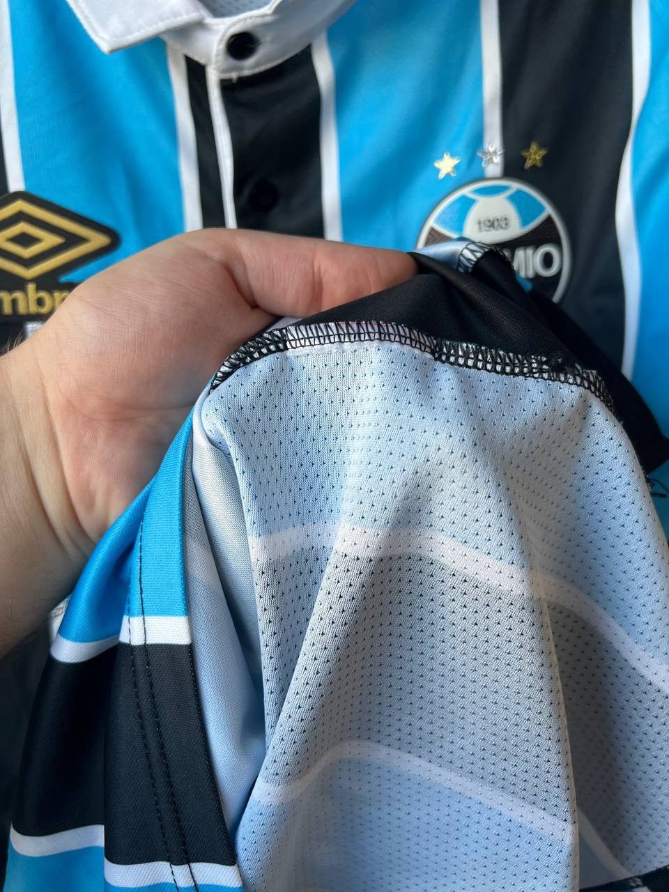 Umbro 2019 GREMIO #11 EVERTON HOME SOCCER FOOTBALL JERSEY SHIRT L Size US L / EU 52-54 / 3 - 9 Thumbnail