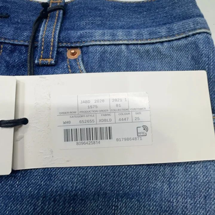 Gucci Gucci Denim Shorts with Duck Design-2507 Size 25" / US 0 / IT 36 - 3 Thumbnail