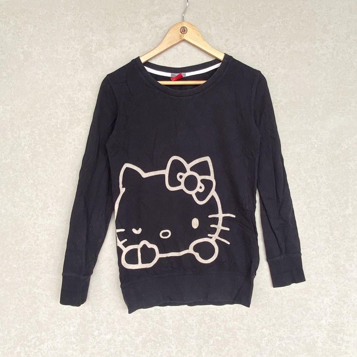Other Vintage Hello Kitty Long Sleeve T-shirt Crewneck BlackWhite Size M / US 6-8 / IT 42-44 - 1 Thumbnail