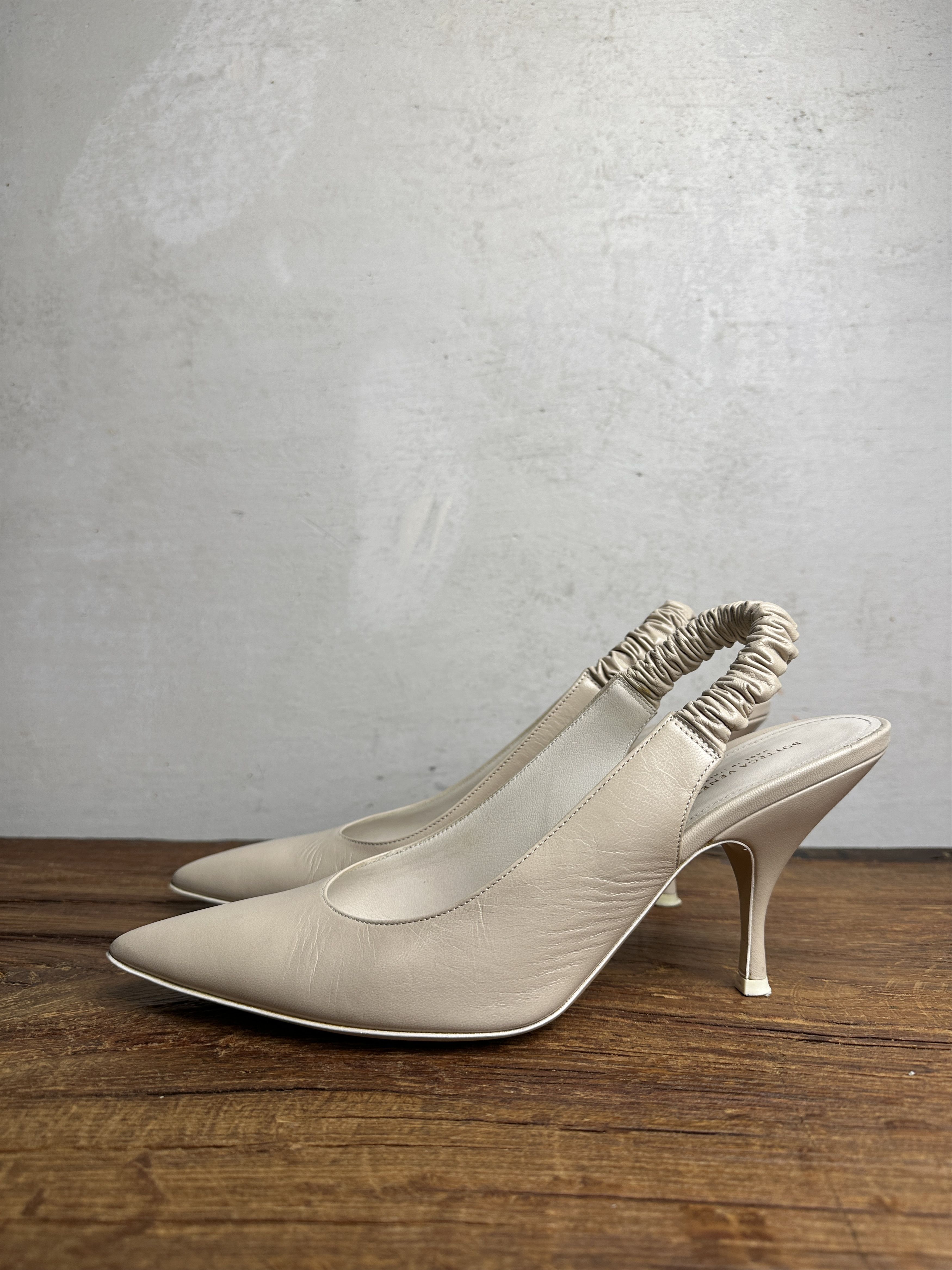 Bottega Veneta Bottega Veneta Cream Leather Slingback Pumps Size US 10 / IT 40 - 1 Thumbnail