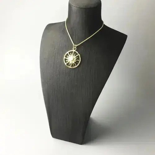 Jewelry Sun Pendant Necklace Size ONE SIZE - 4 Thumbnail