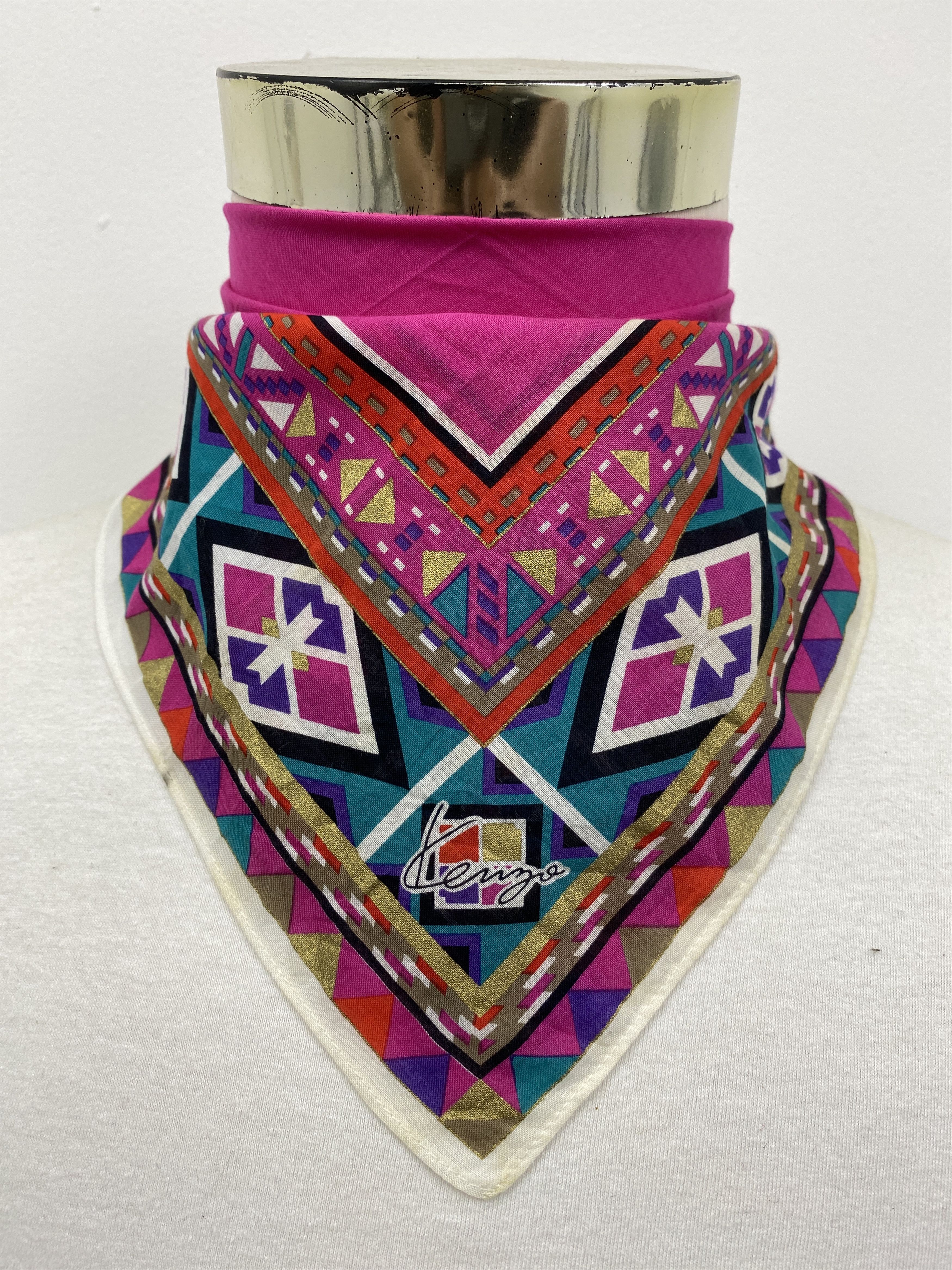 Kenzo Kenzo Handkerchief / Neckerchief / Bandana HKC0594 Size ONE SIZE - 1 Thumbnail