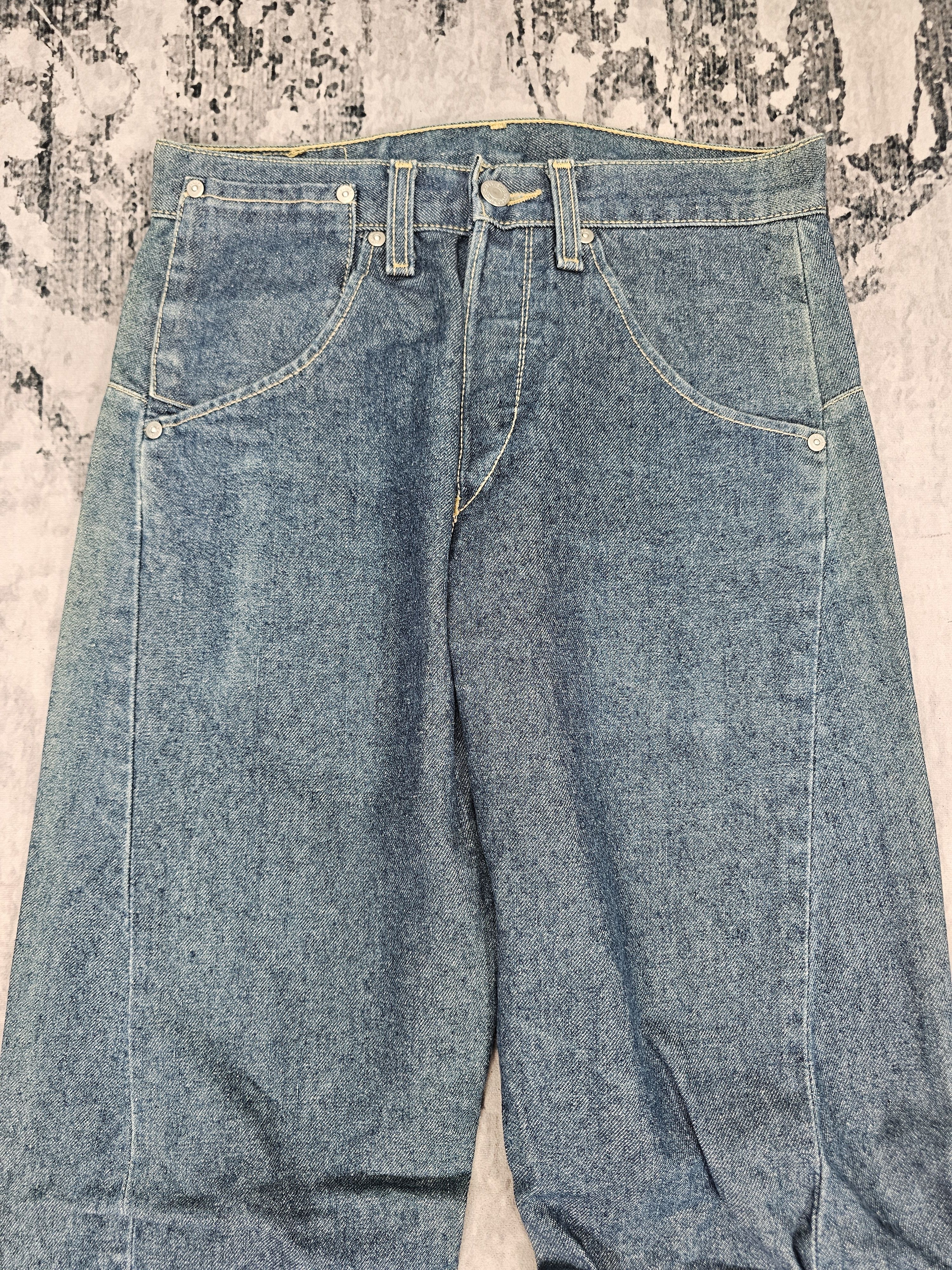 Levi's Vintage Clothing Vtg LEVIS Engineered Regular Cut Twisted Faded Jeans L0541 Size US 28 / EU 44 - 6 Thumbnail