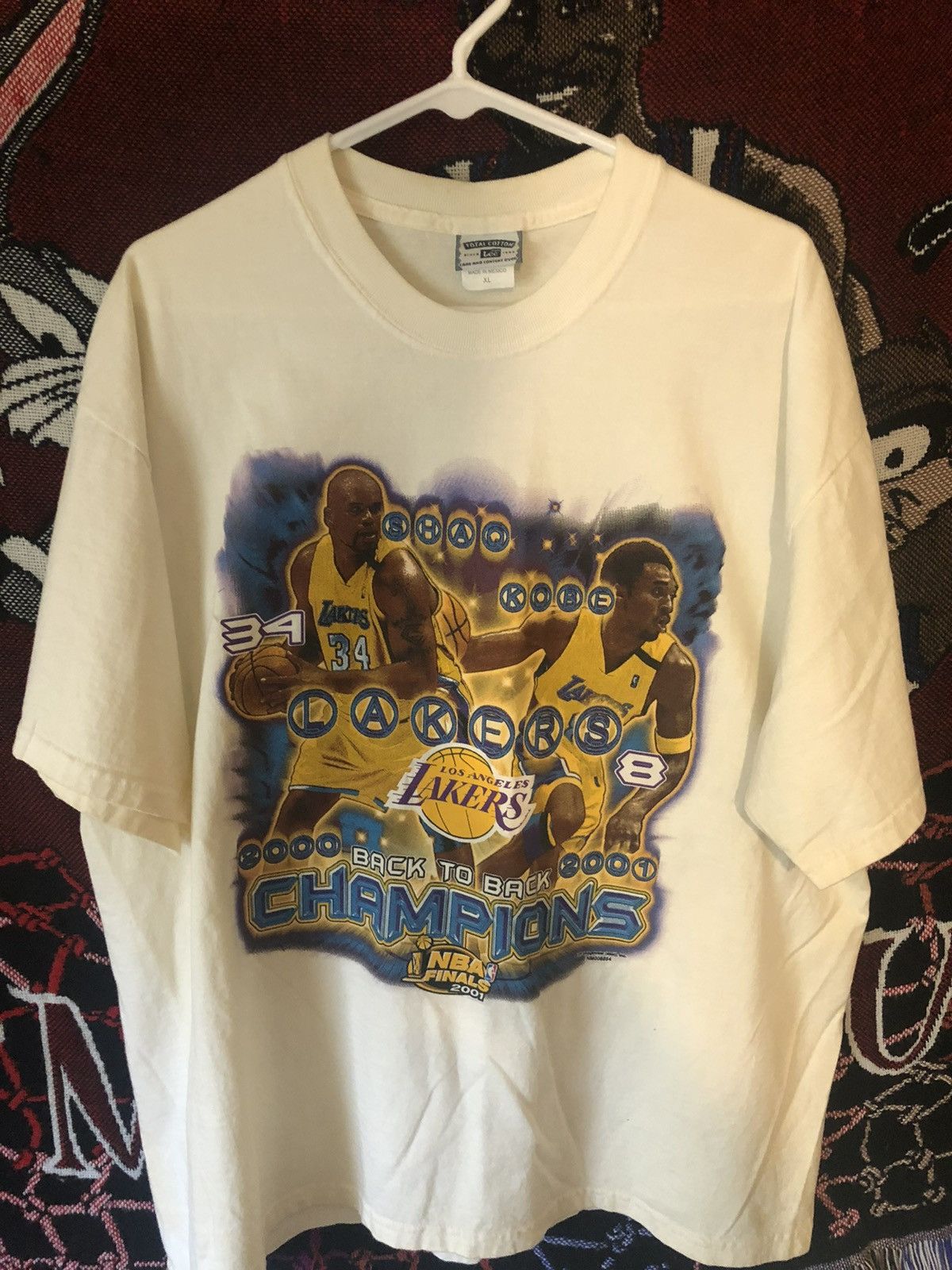 Lee Vintage 2001 Shaq and Kobe T-Shirt Size US XL / EU 56 / 4 - 1 Thumbnail