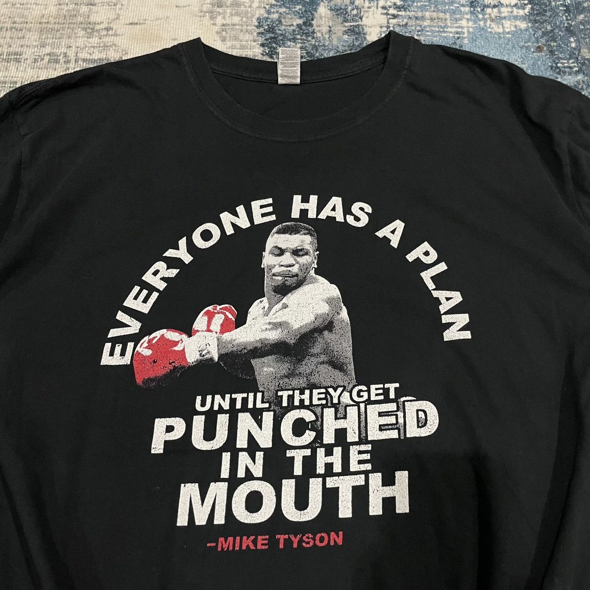 Vintage MIKE TYSON EVERYONE HAS A PLAN UNTIL THEY GET PUNCH IN MOUTH Size US XL / EU 56 / 4 - 2 Thumbnail
