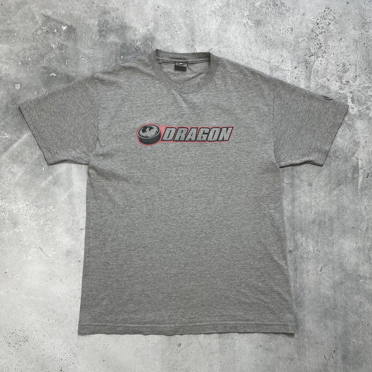 Vintage Vintage 2000s Dragon Skateboard T Shirt Gray Size L/XL Size US L / EU 52-54 / 3 - 1 Thumbnail