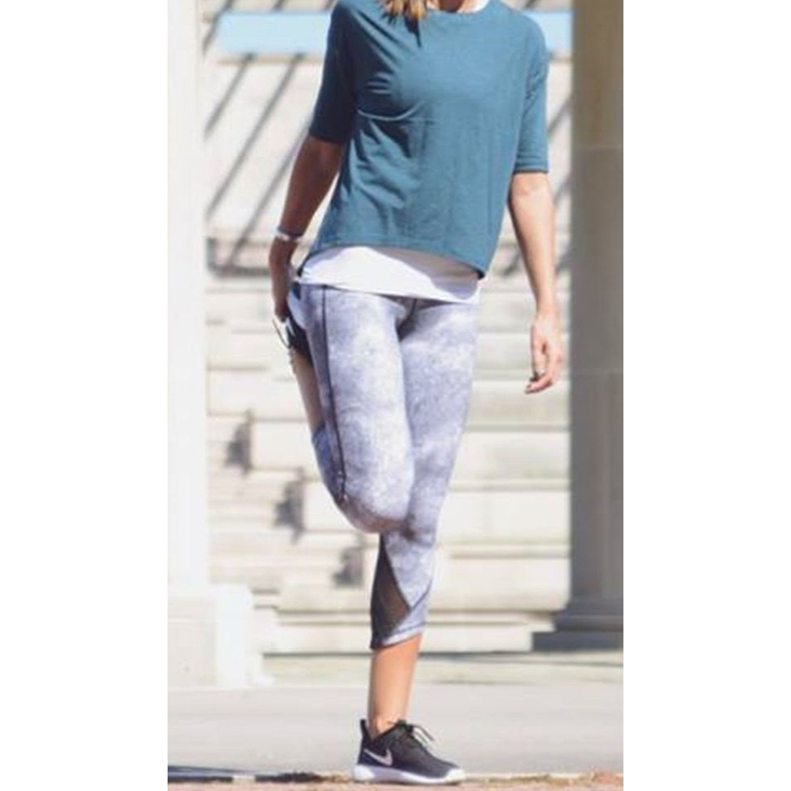 Lululemon Lululemon Essential Rhythm Crop Leggings Sz 4 Diffusion Lux Size 27" / US 4 / IT 40 - 11 Thumbnail