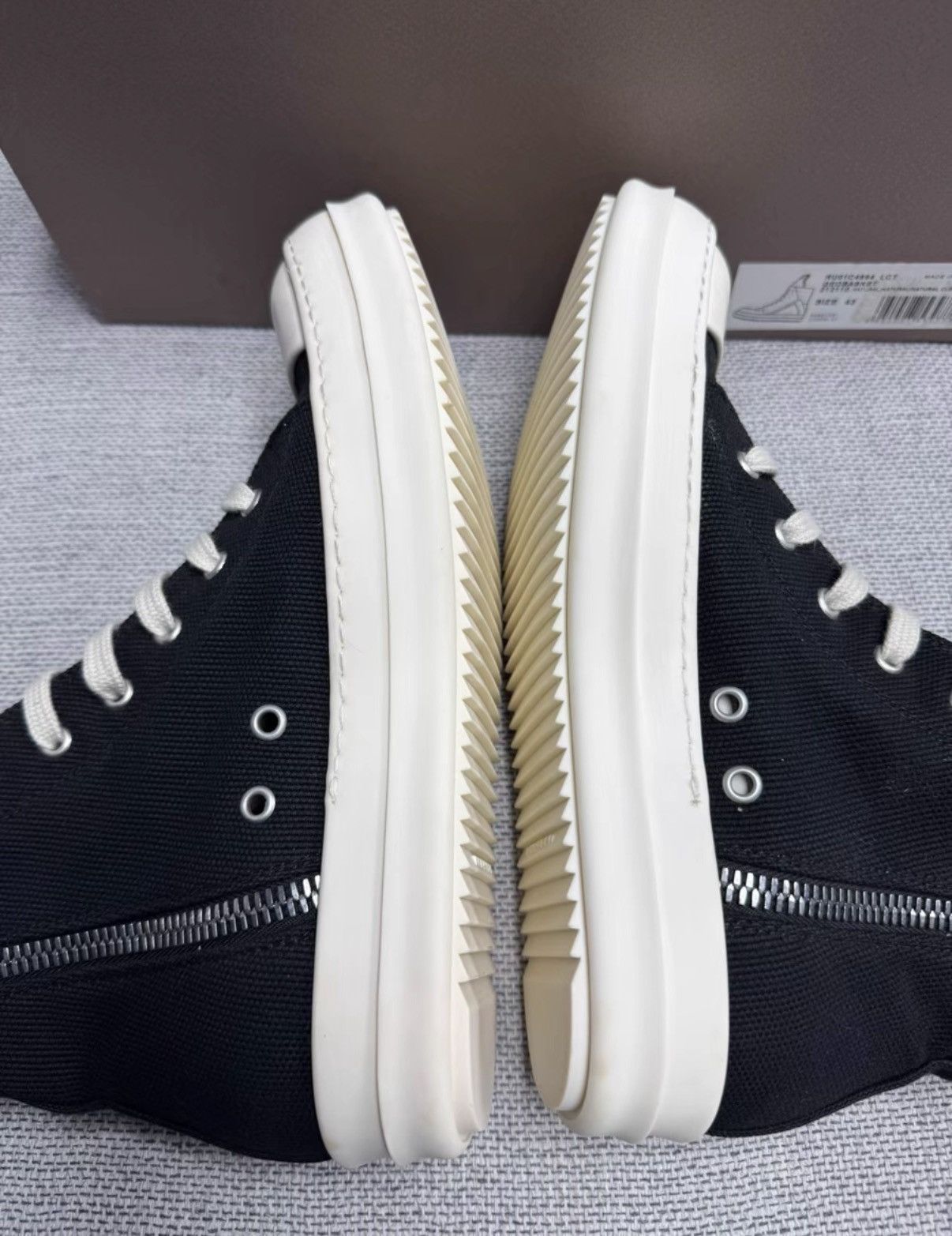 Rick Owens Rick Owens DRKSHDW Canvas High-Top K37 Size US 6.5 / EU 39-40 - 7 Thumbnail