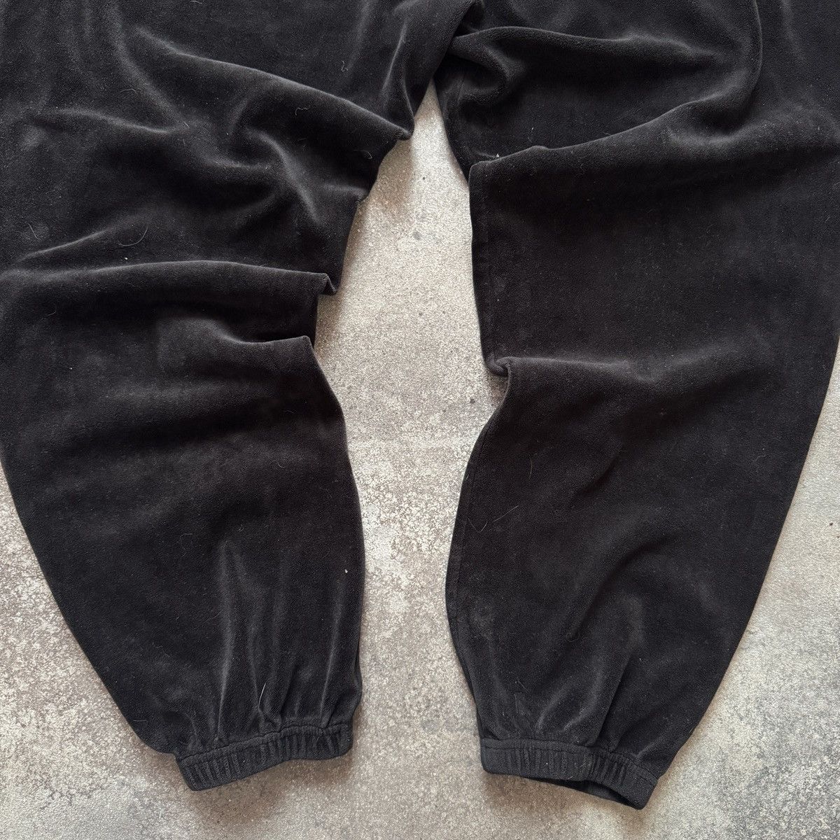 Juicy Couture Juicy Couture Y2K Sexy Glam Rhinestones Velour Track Pants Size 28" / US 6 / IT 42 - 6 Thumbnail