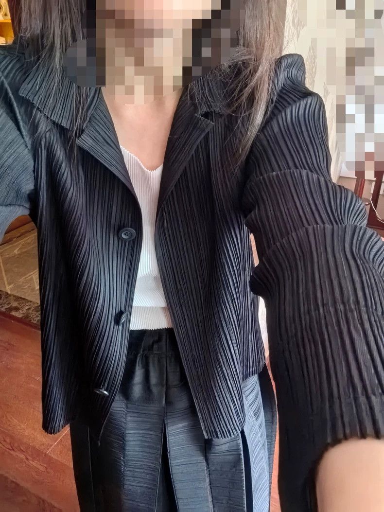 Other Issey Miyake/三宅一生 size:3 Black pleated cardigan Size S / US 4 / IT 40 - 4 Thumbnail
