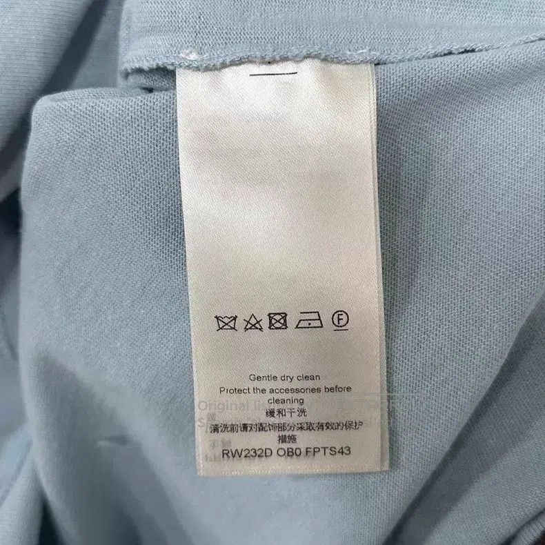 Louis Vuitton Louis Vuitton Gold chain logo light blue short sleeves Size US L / EU 52-54 / 3 - 4 Thumbnail