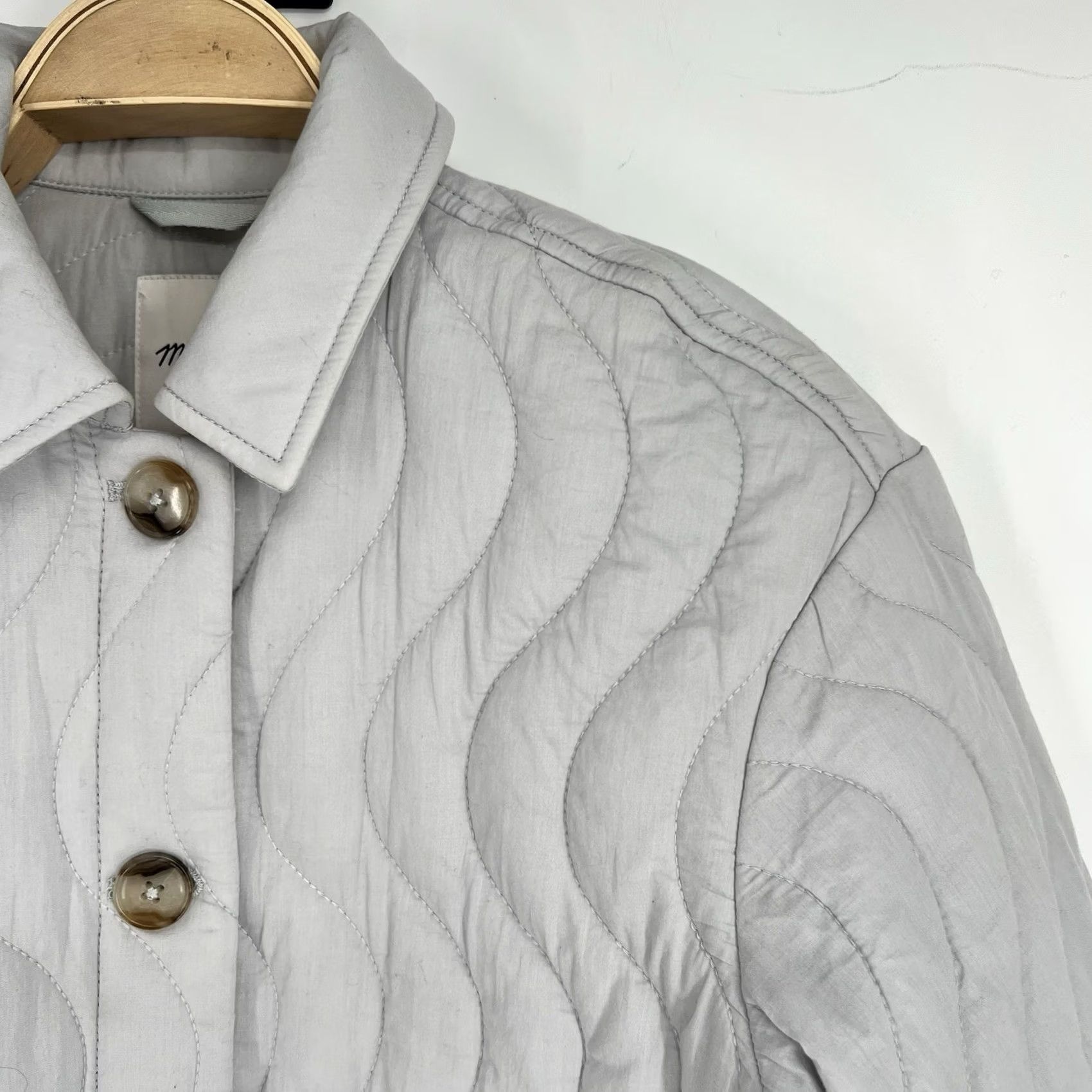 Madewell Madewell Quilted Belrose Shirt Jacket Women’s Size Small Light Gray Shirt Jacket Ladies Small Gray Quilted Belrose Madewell Size S / US 4 / IT 40 - 3 Thumbnail