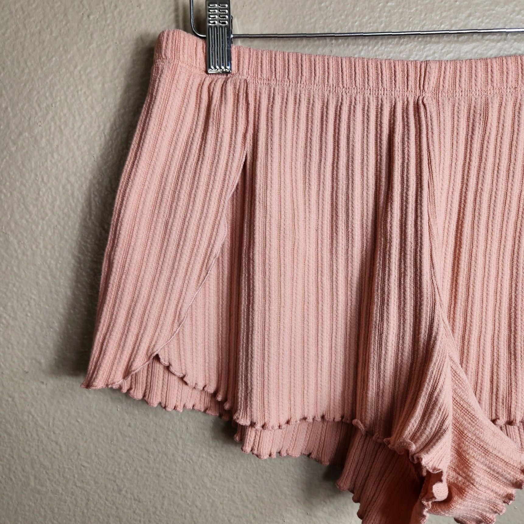 Madewell Madewell Shorts |M| Light Pink/Antique Coral Ribbed Knit Pajama Shorts Womens RPH? Size 32" / US 10 / IT 46 - 2 Thumbnail
